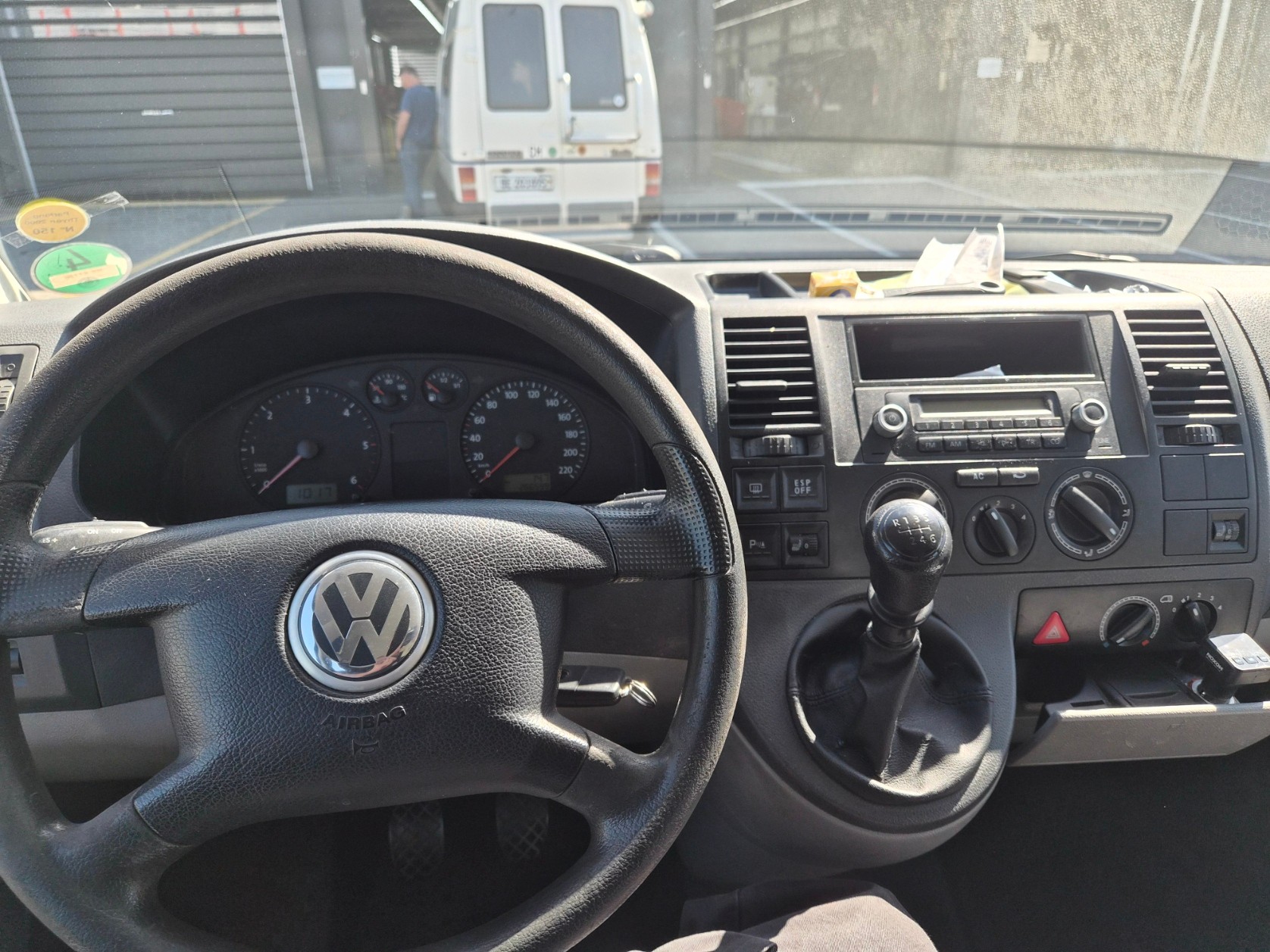 VW T5 Caravelle Comfort 2.5TDI PD 4M-image-3