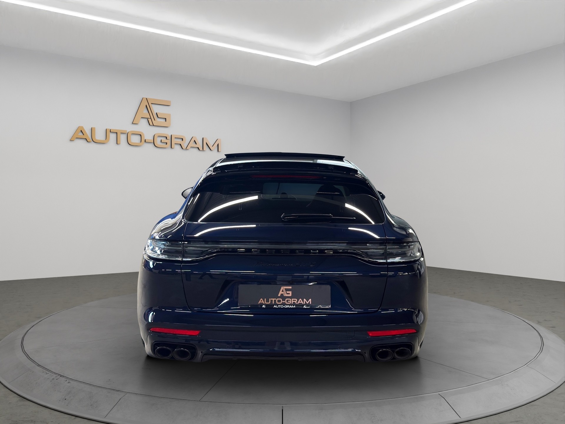 PORSCHE Panamera GTS Sport Turismo PDK-image-4