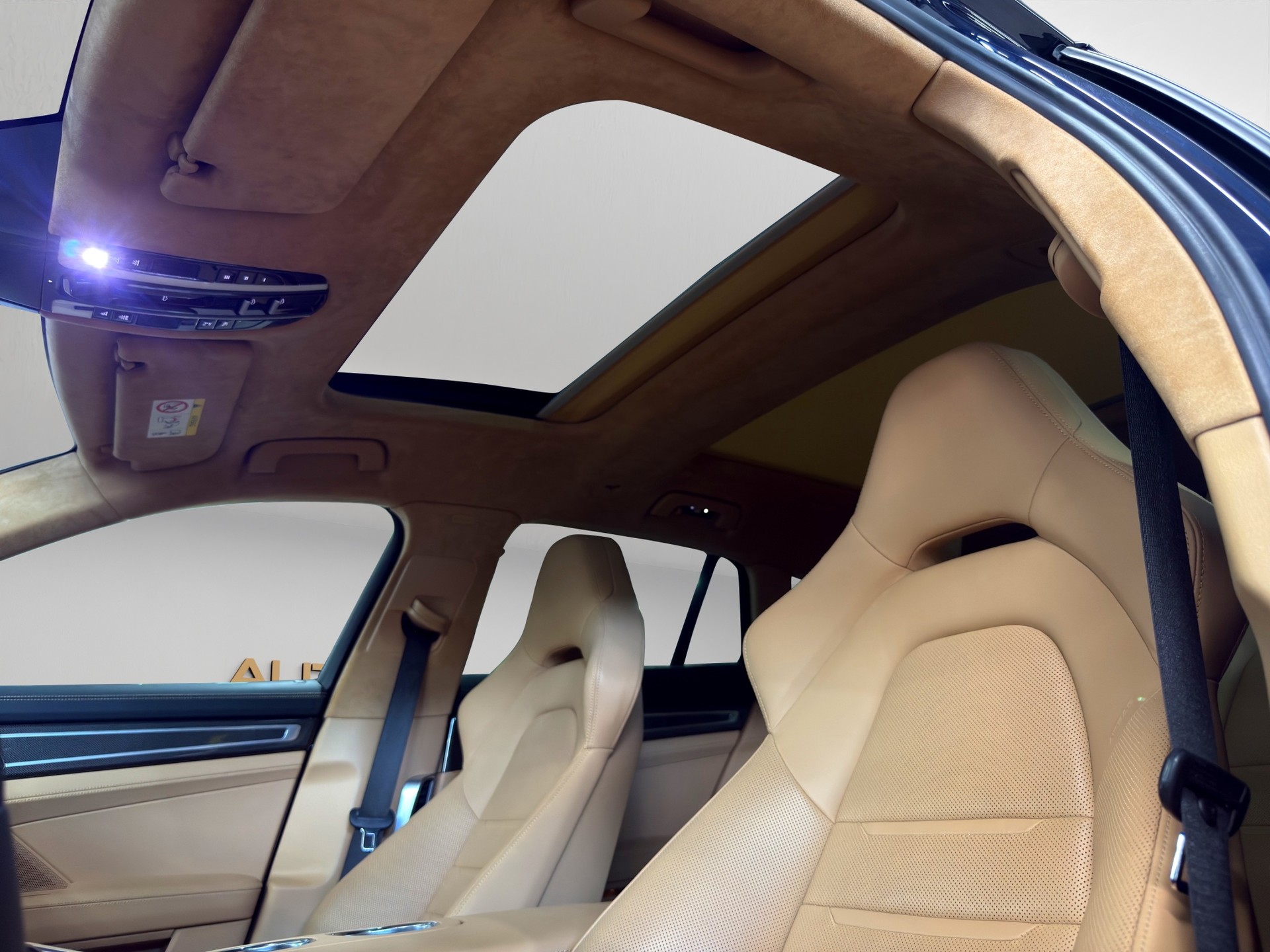 PORSCHE Panamera GTS Sport Turismo PDK-image-20