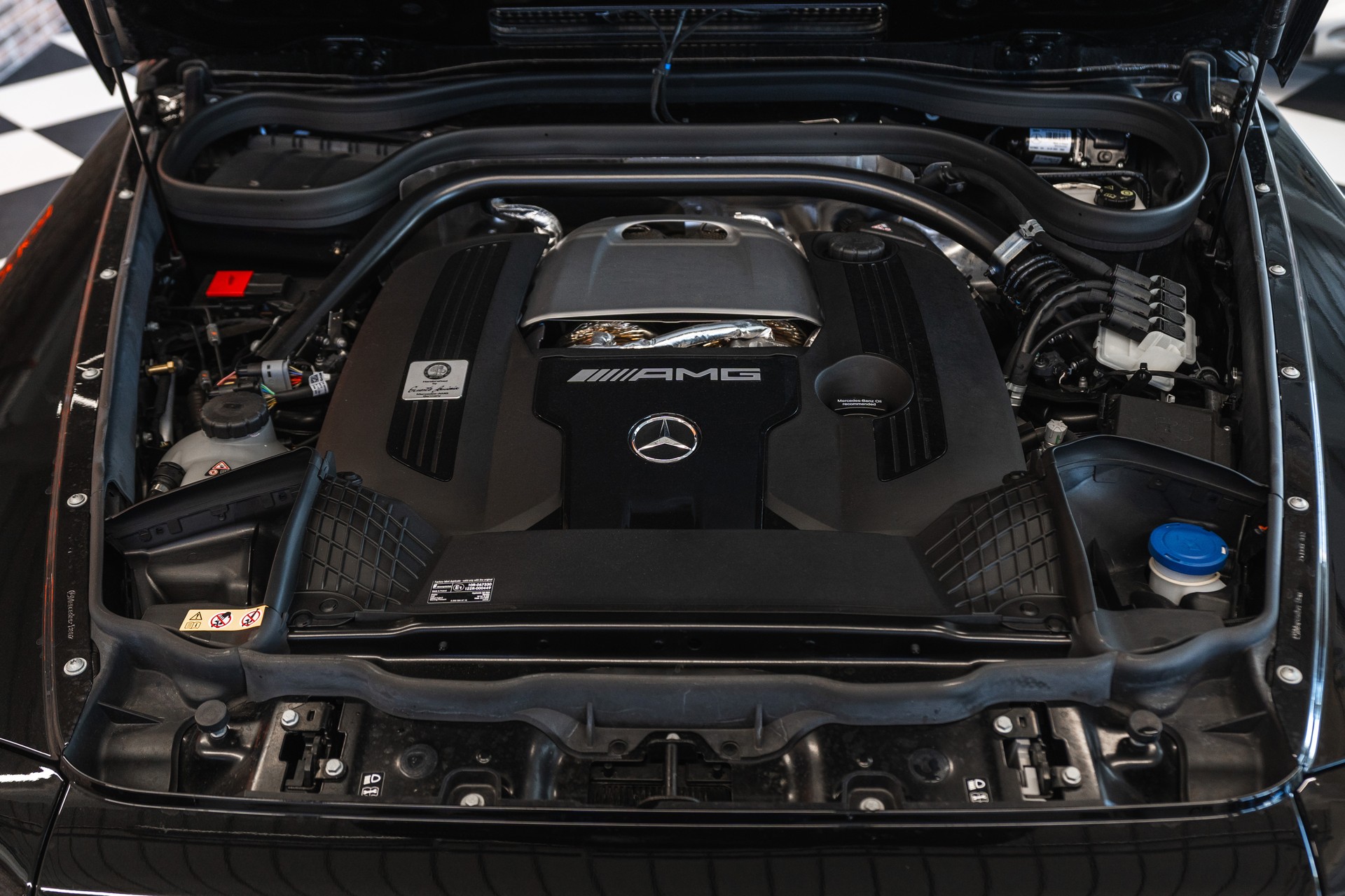 MERCEDES-BENZ G 63 AMG 9G-Tronic-image-15