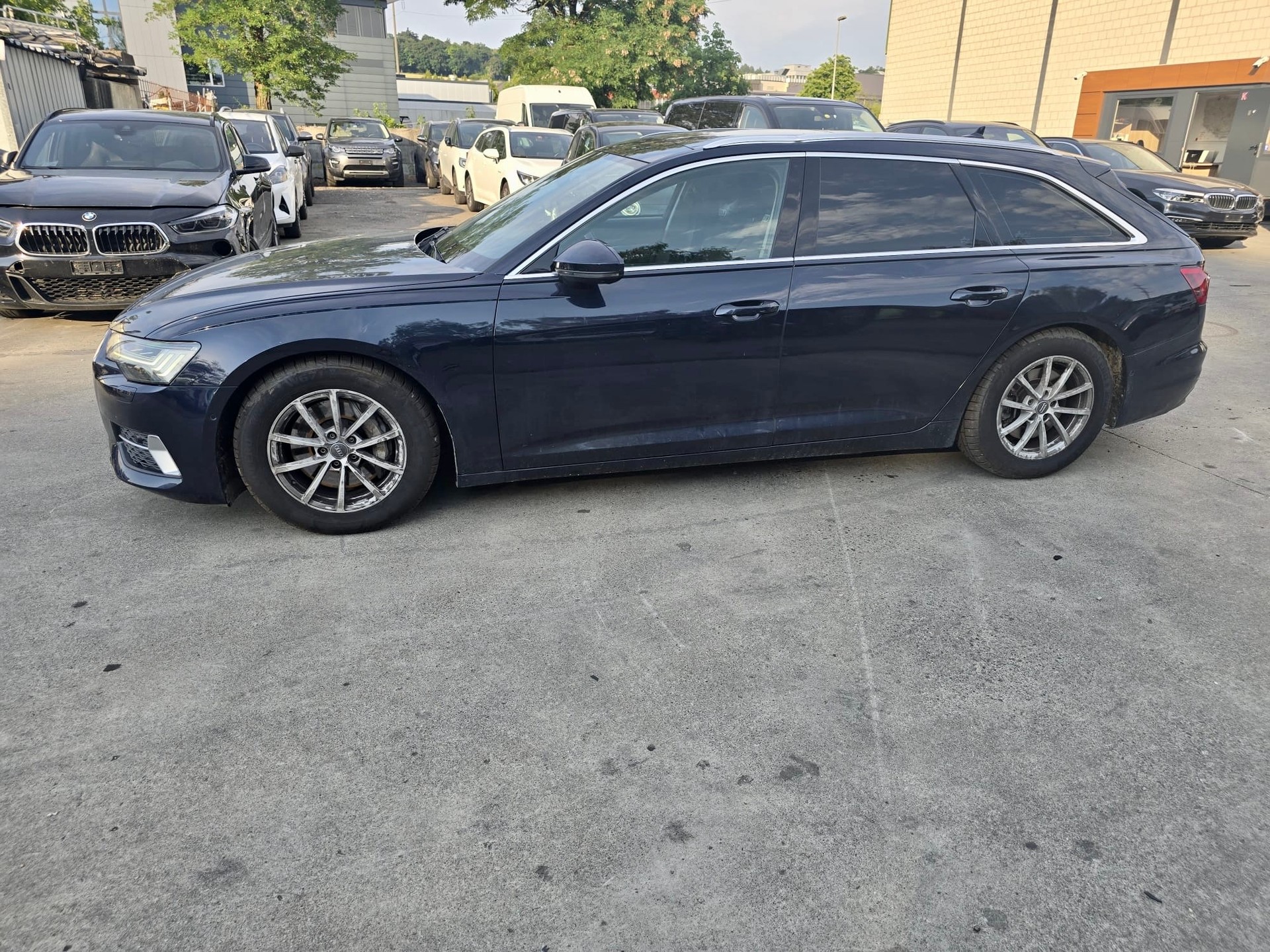 AUDI A6 Avant 50 TDI quattro tiptronic-image-6