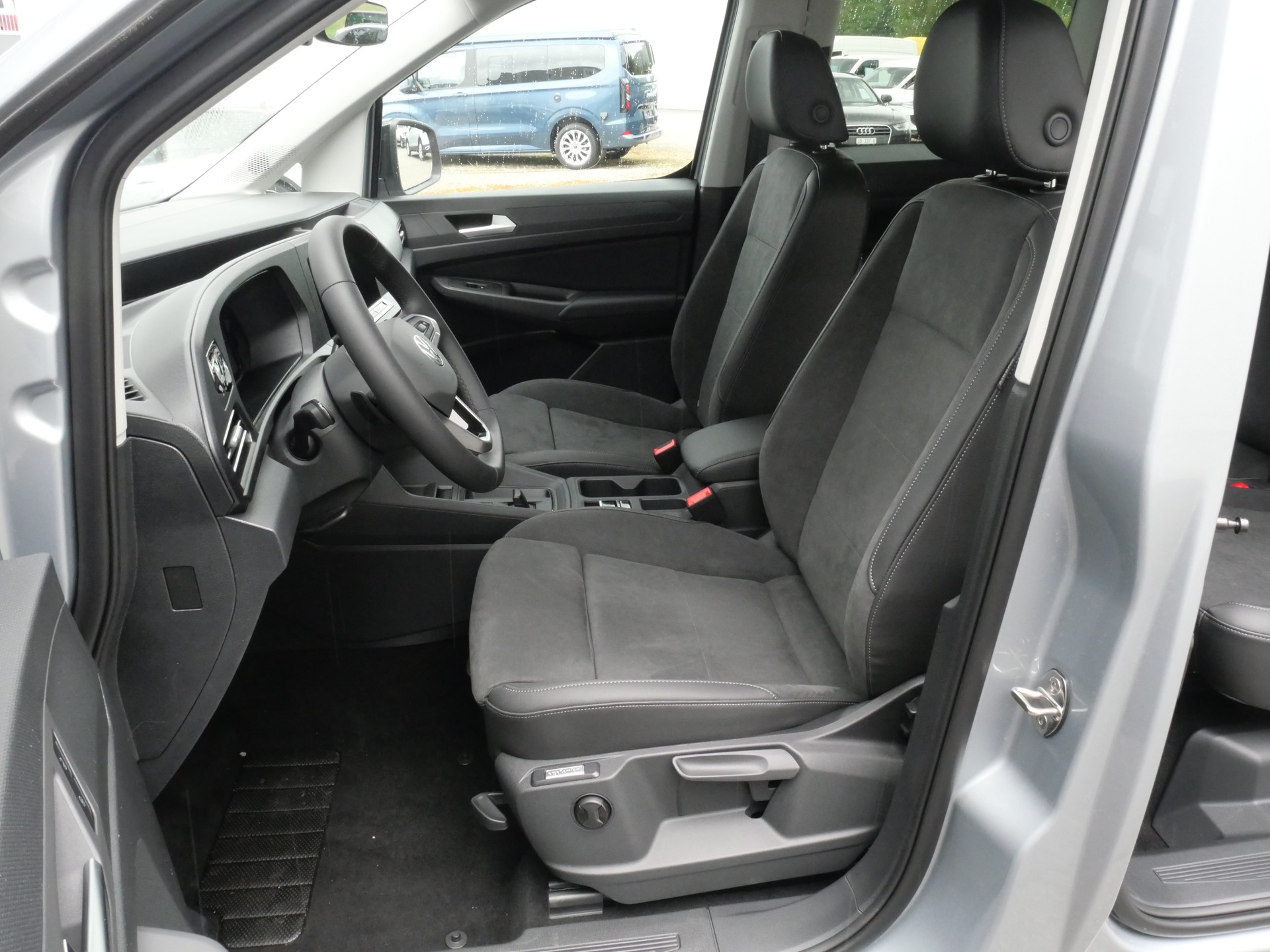 VW Caddy 1.5 TSI Plug in Hybrid Edition DSG *5 Jahre Garantie*-image-15