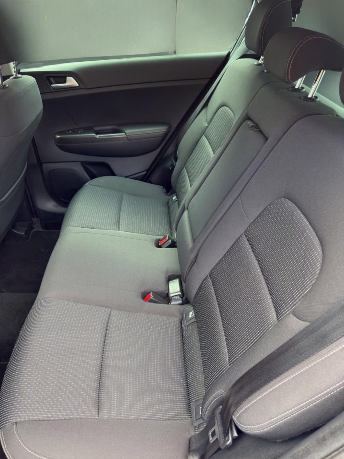 KIA Sportage 1.6 T-GDi Style 4WD Automat-image-15