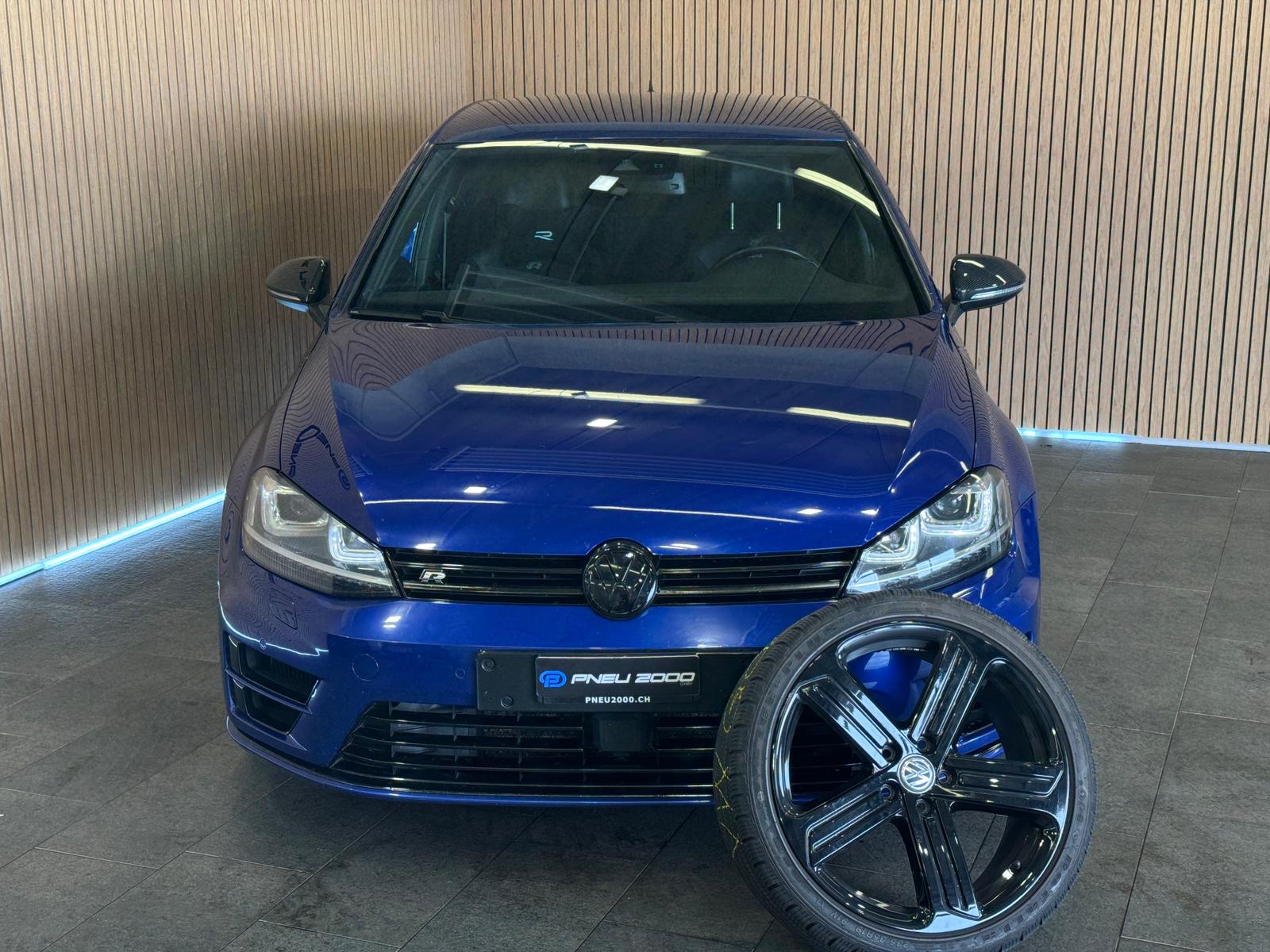 VW Golf 2.0 TSI R 4Motion DSG-showroom-element-3