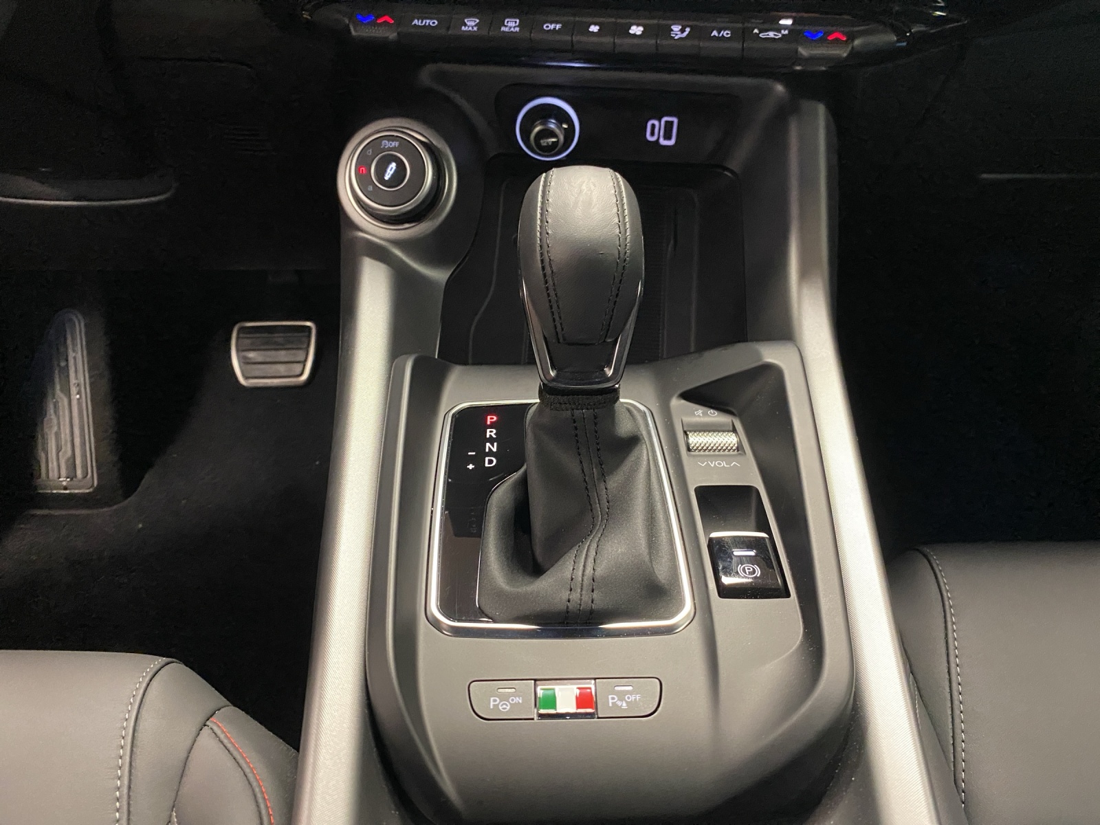 ALFA ROMEO TONALE Tributo Italiano 1.-image-15