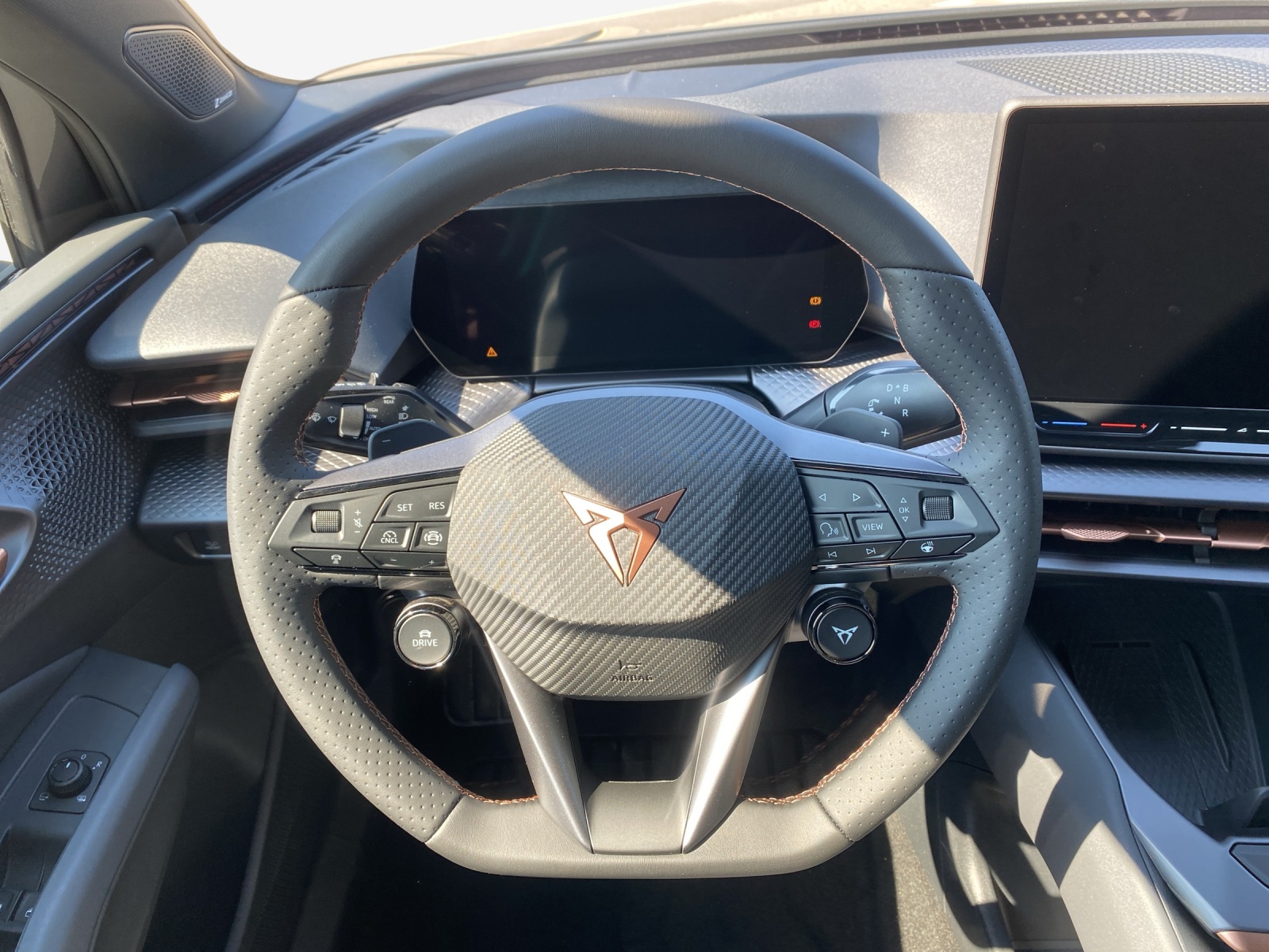 CUPRA Raval 52 kWh Dynamic+ Launch Edition-image-9