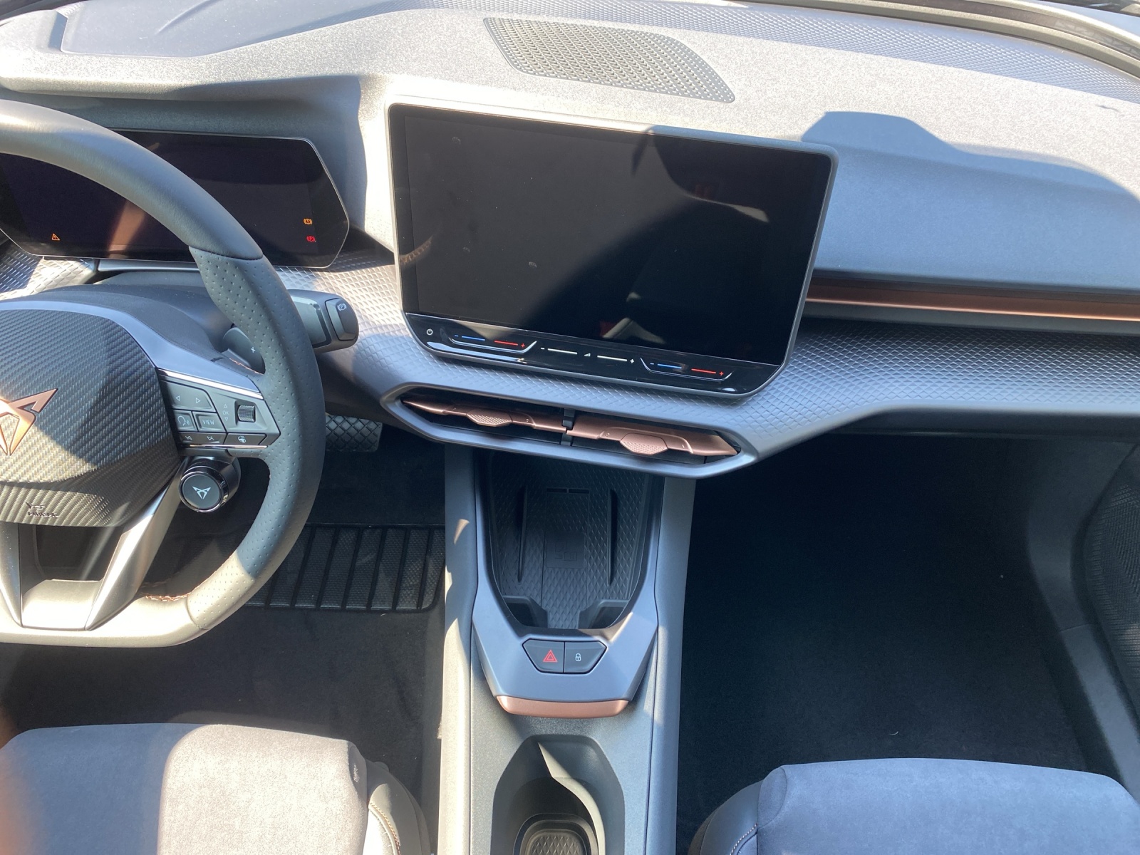 CUPRA Raval 52 kWh Dynamic+ Launch Edition-image-10