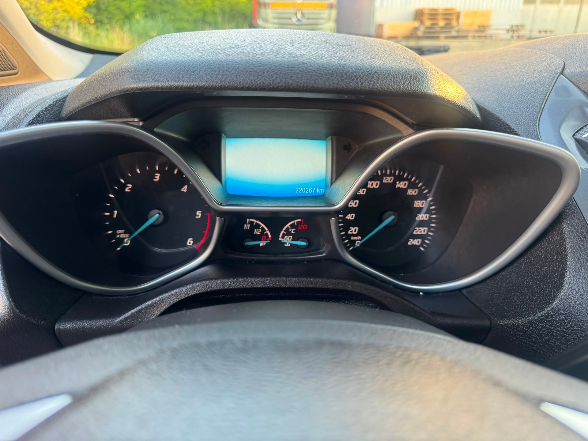 FORD Grand Tourneo Connect 1.5 TDCi Trend-image-14