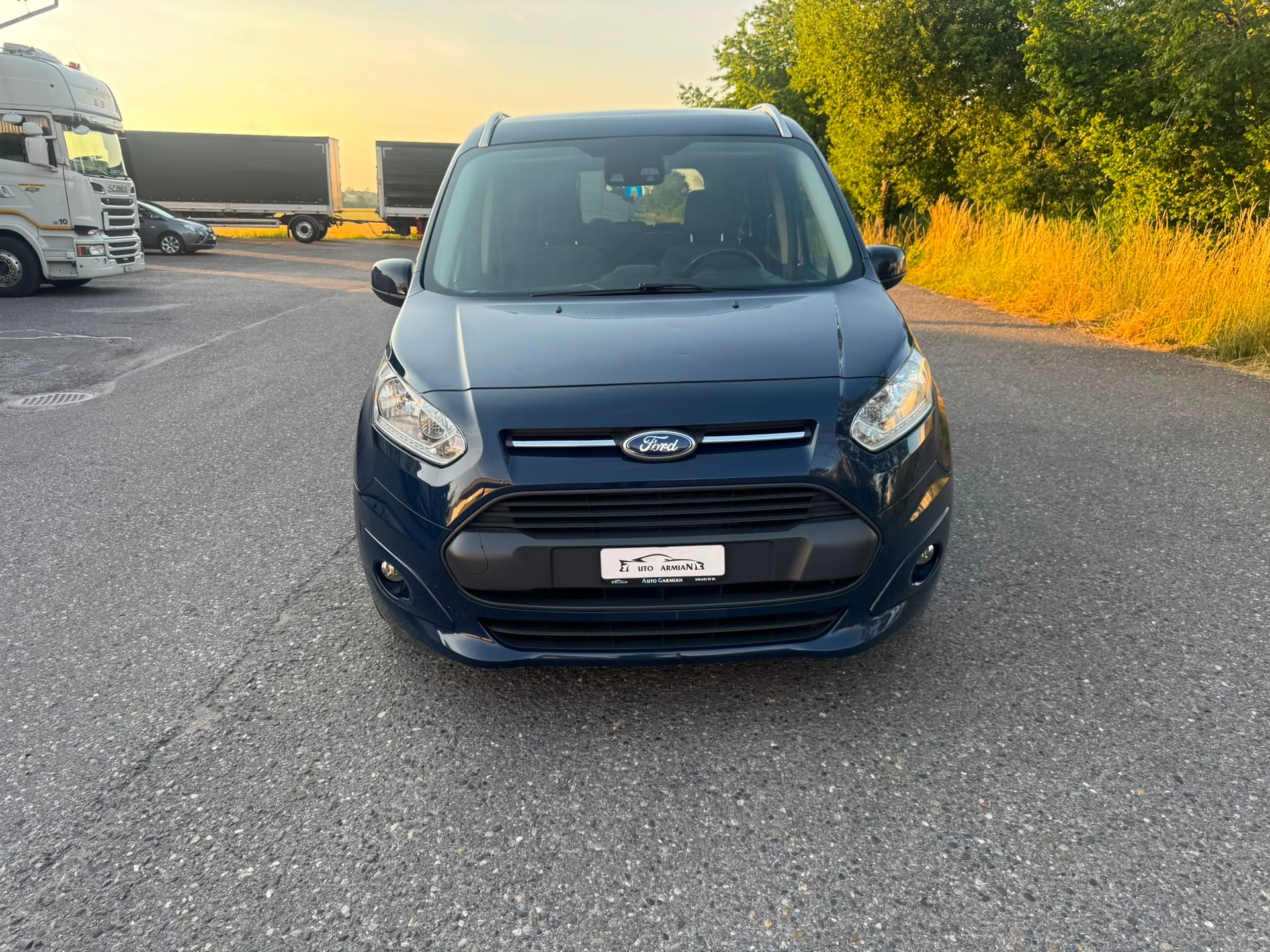 FORD Grand Tourneo Connect 1.5 TDCi Trend-image-0