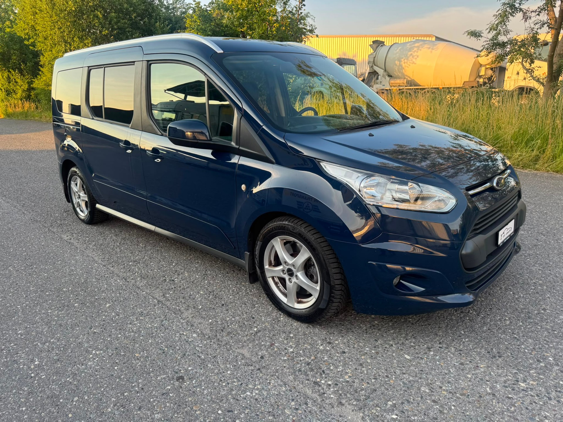 FORD Grand Tourneo Connect 1.5 TDCi Trend-image-2