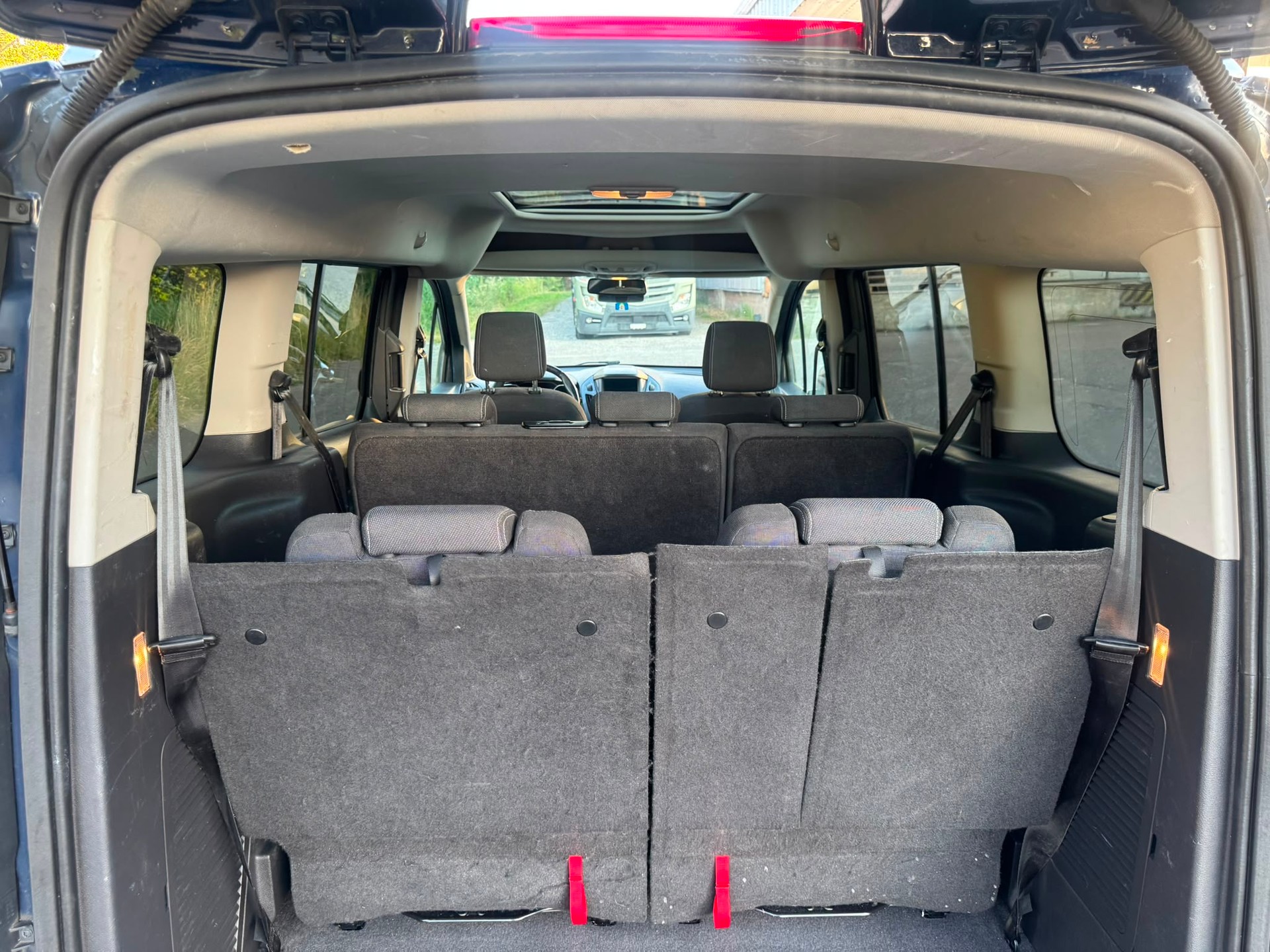 FORD Grand Tourneo Connect 1.5 TDCi Trend-image-17