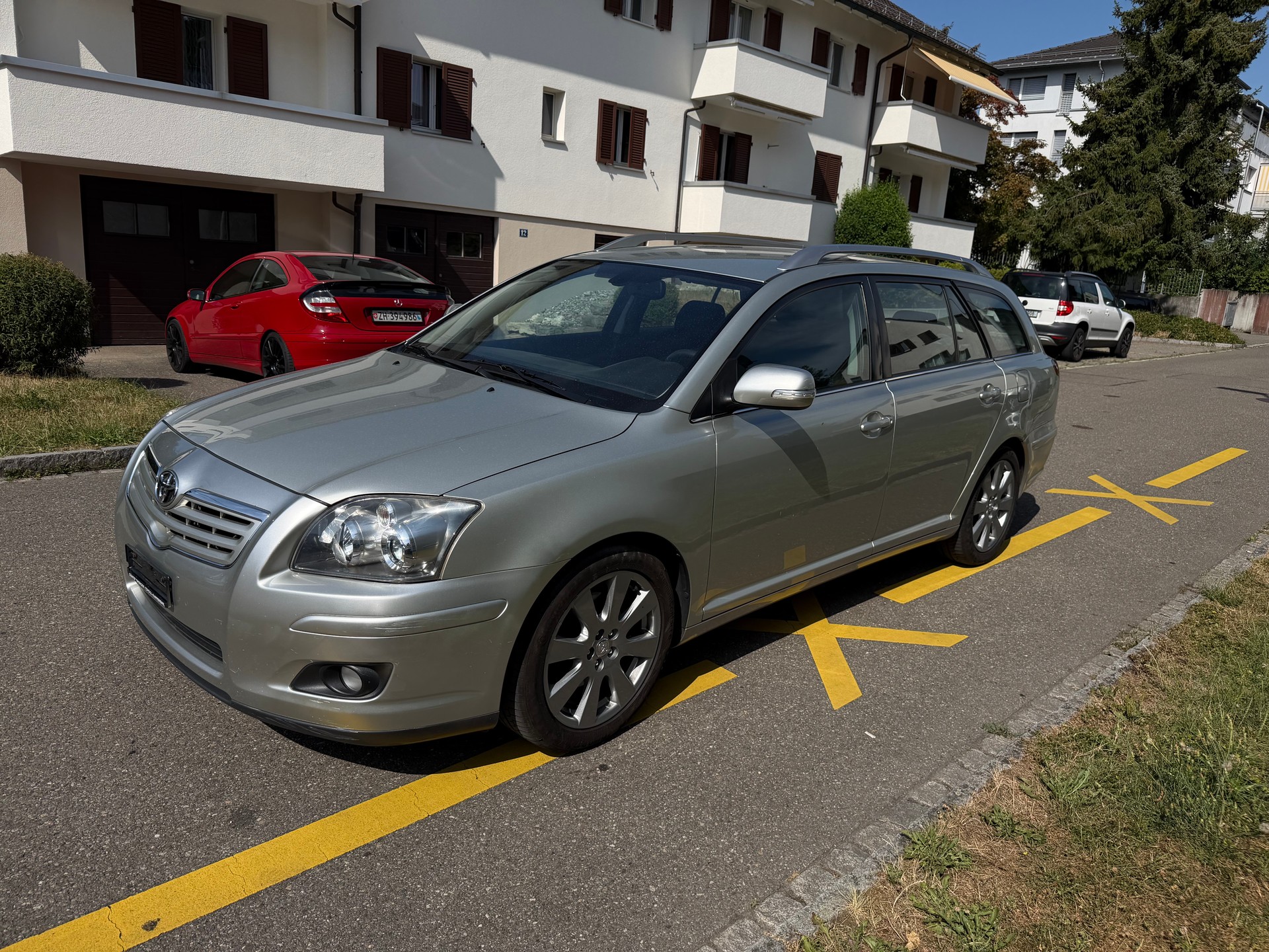TOYOTA Avensis 2.0 D4 VVT-i Linea Sol Prem. T-Step4/ FRISCH AB MFK/ SERVICE ** AUTOMATISCH **-image-1