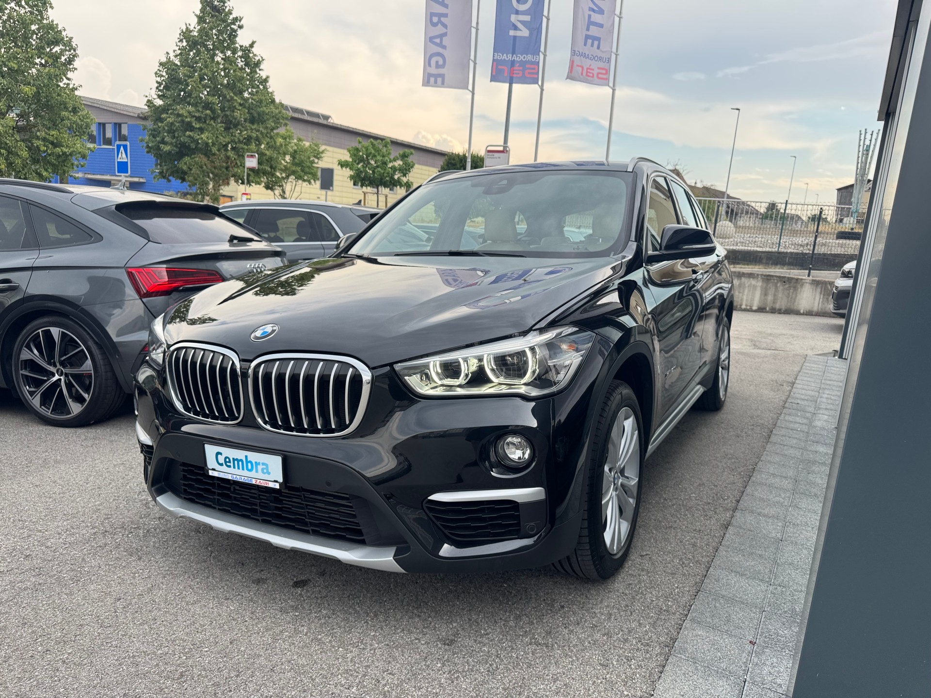 BMW X1 xDrive 20i xLine Steptronic-image-9