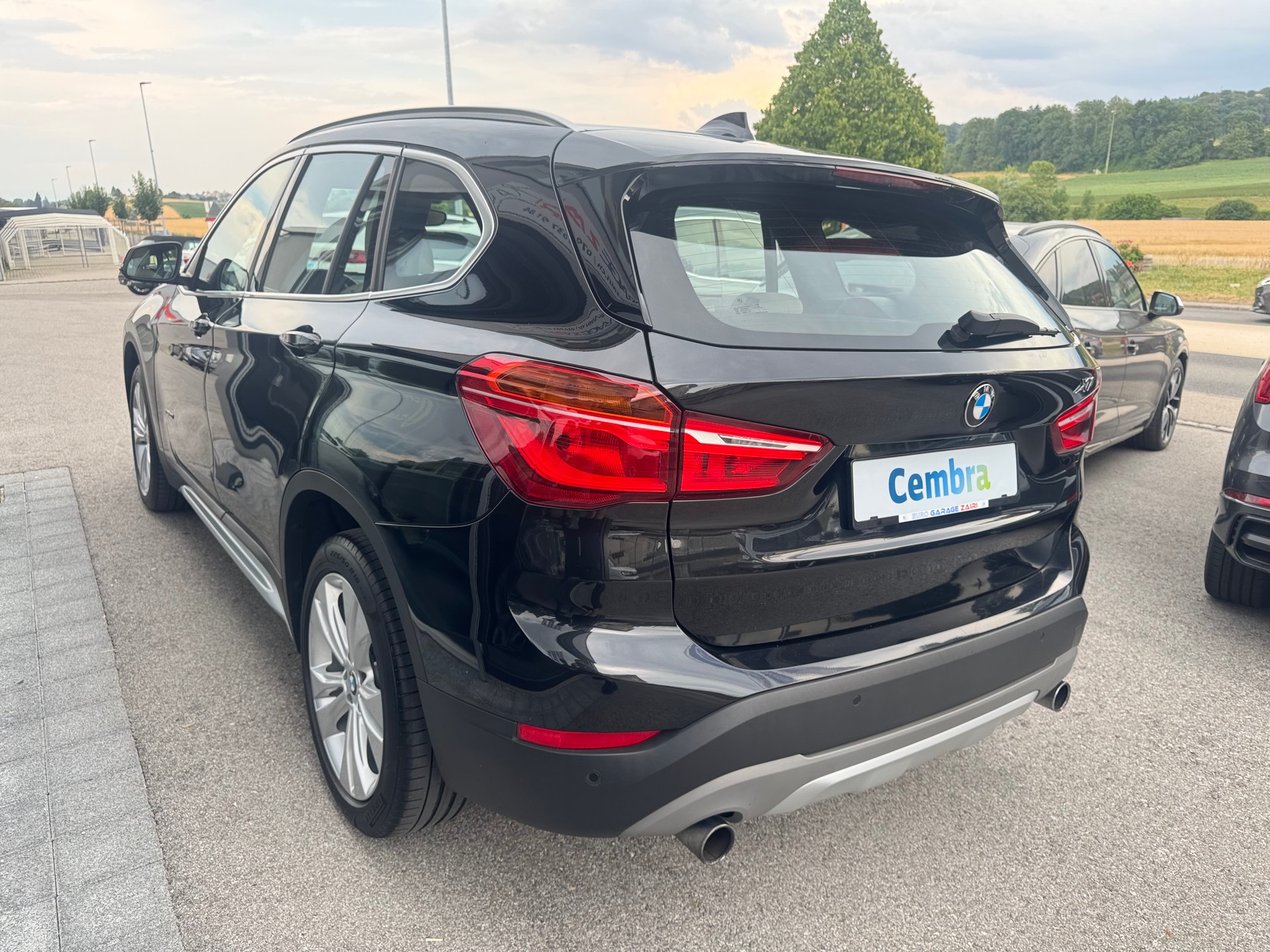 BMW X1 xDrive 20i xLine Steptronic-image-8