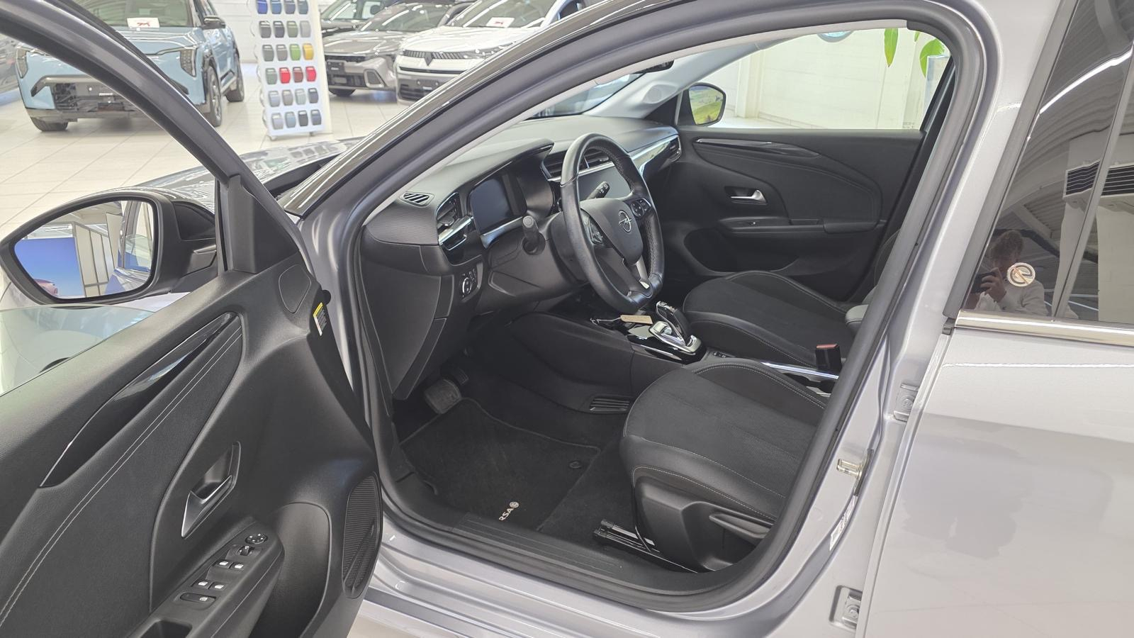 OPEL Corsa-e Elegance-image-11