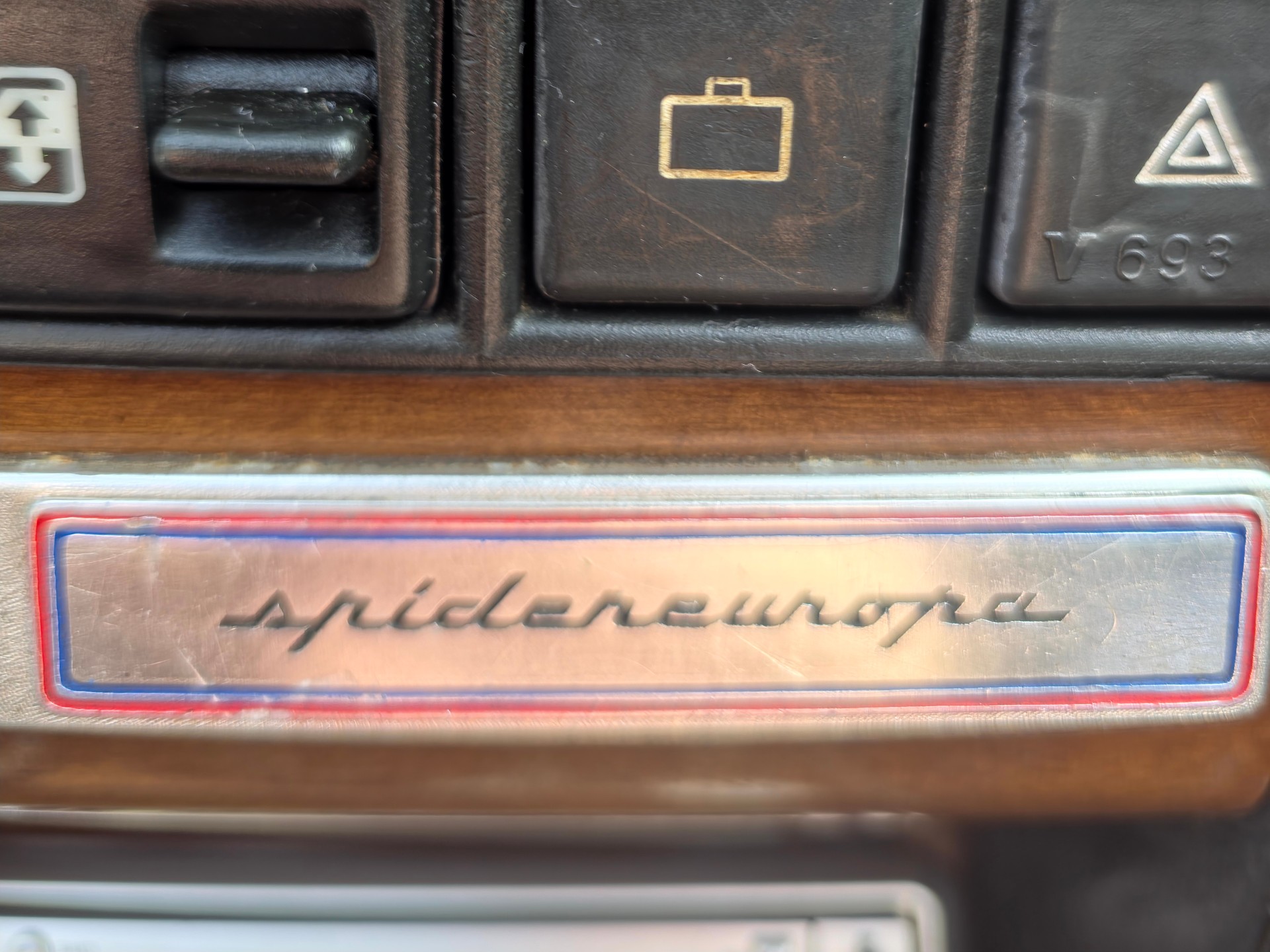 FIAT 124 Spider DS PININFARINA-image-10