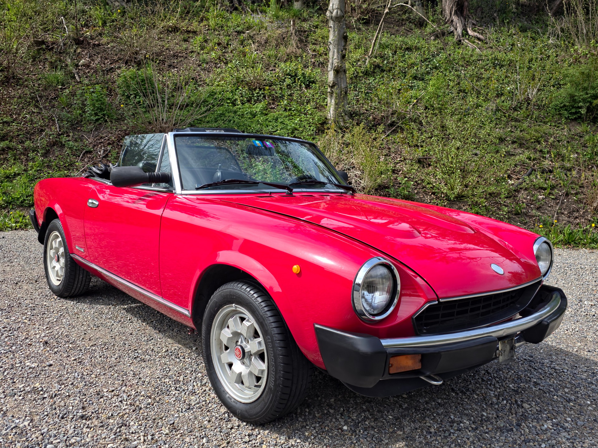 FIAT 124 Spider DS PININFARINA-showroom-element-1