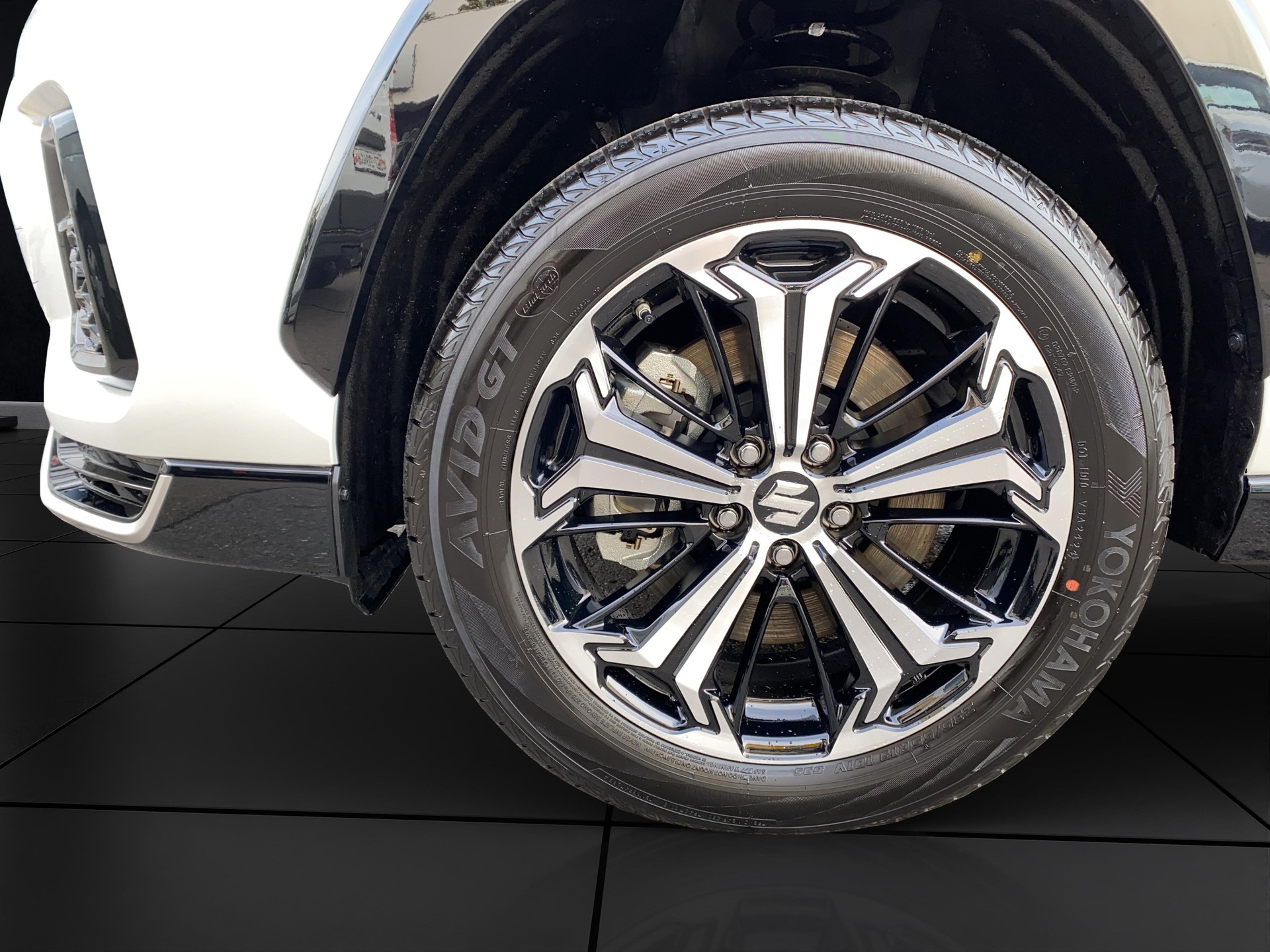 SUZUKI Across 2.5 PHEV Compact Top 4x4-image-9