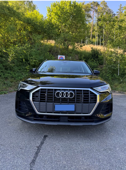 AUDI Q3 35 TFSI Attraction-image-1