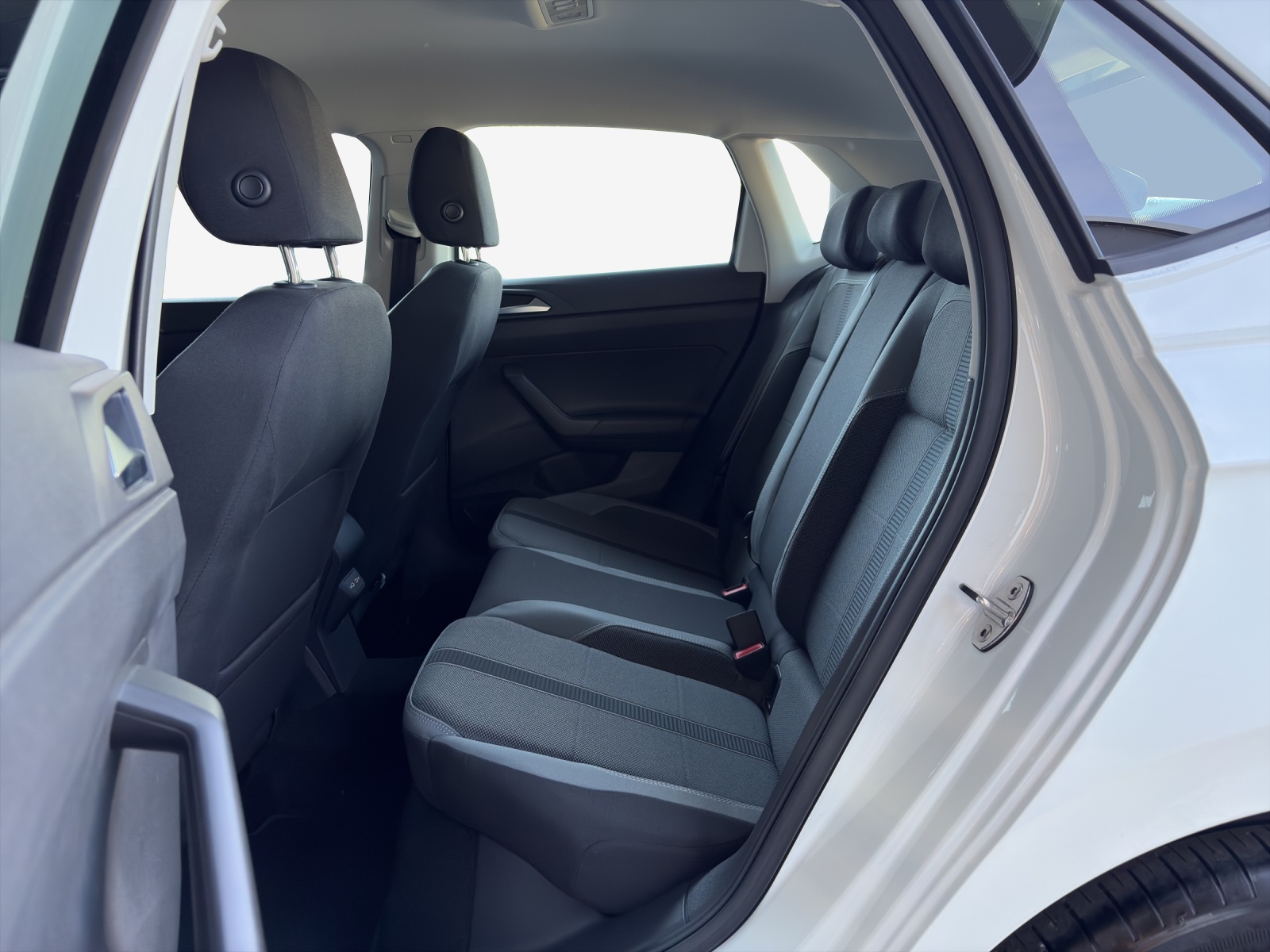 VW Polo 1.0 TSI Style-image-11
