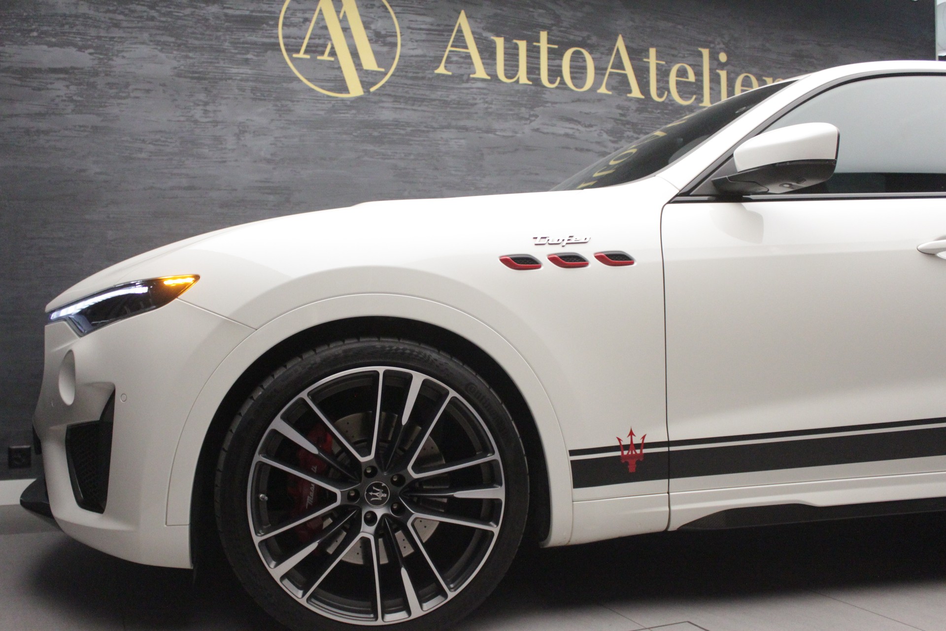 MASERATI Levante 3.8 V8 Trofeo Q4 Automatica-image-10