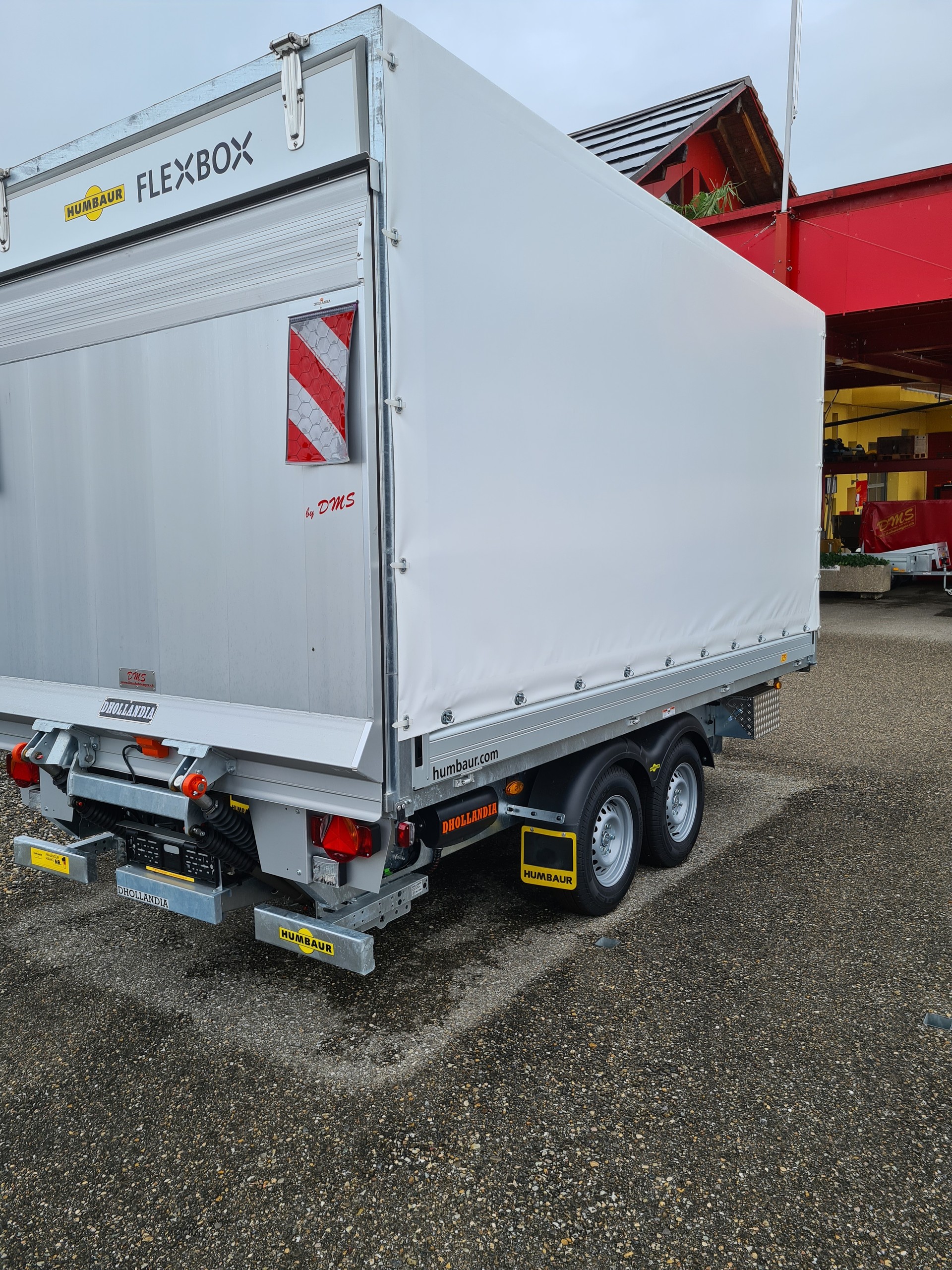 HUMBAUR Hebebühnenanhänger HT 354222 V-Deichsel-image-1