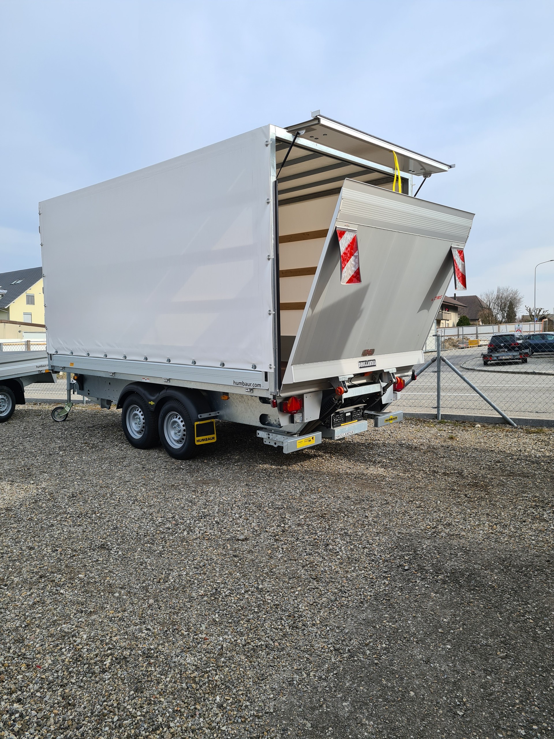 HUMBAUR Hebebühnenanhänger HT 354222 V-Deichsel-image-0