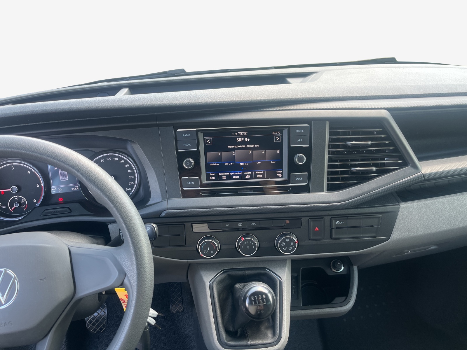 VW T6.1 2.0 TDI Entry-image-10
