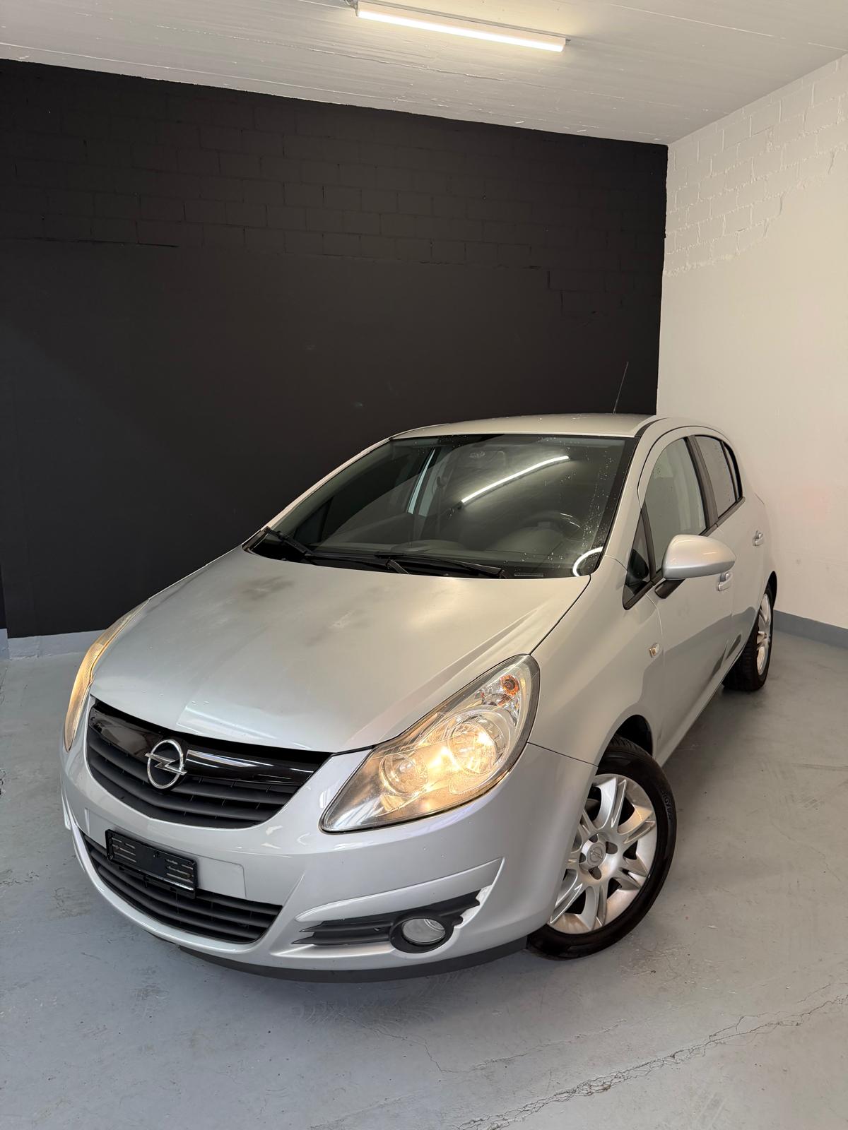 OPEL Corsa 1.4 TP Color Edition Automatic ***CH-Fahrzeug***-image-2