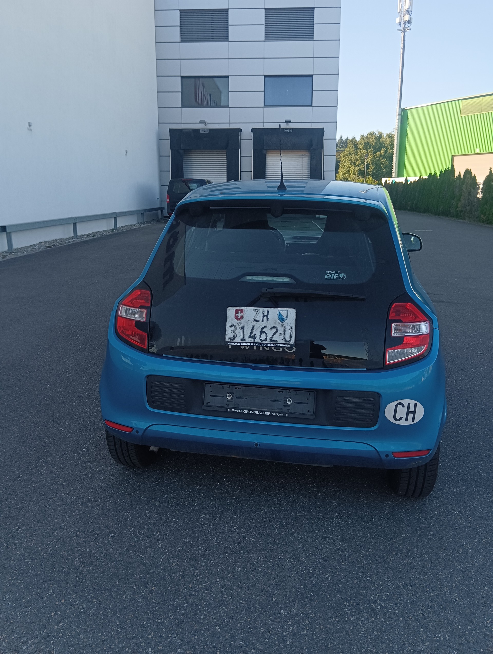 RENAULT Twingo 1.0 Zen-image-1