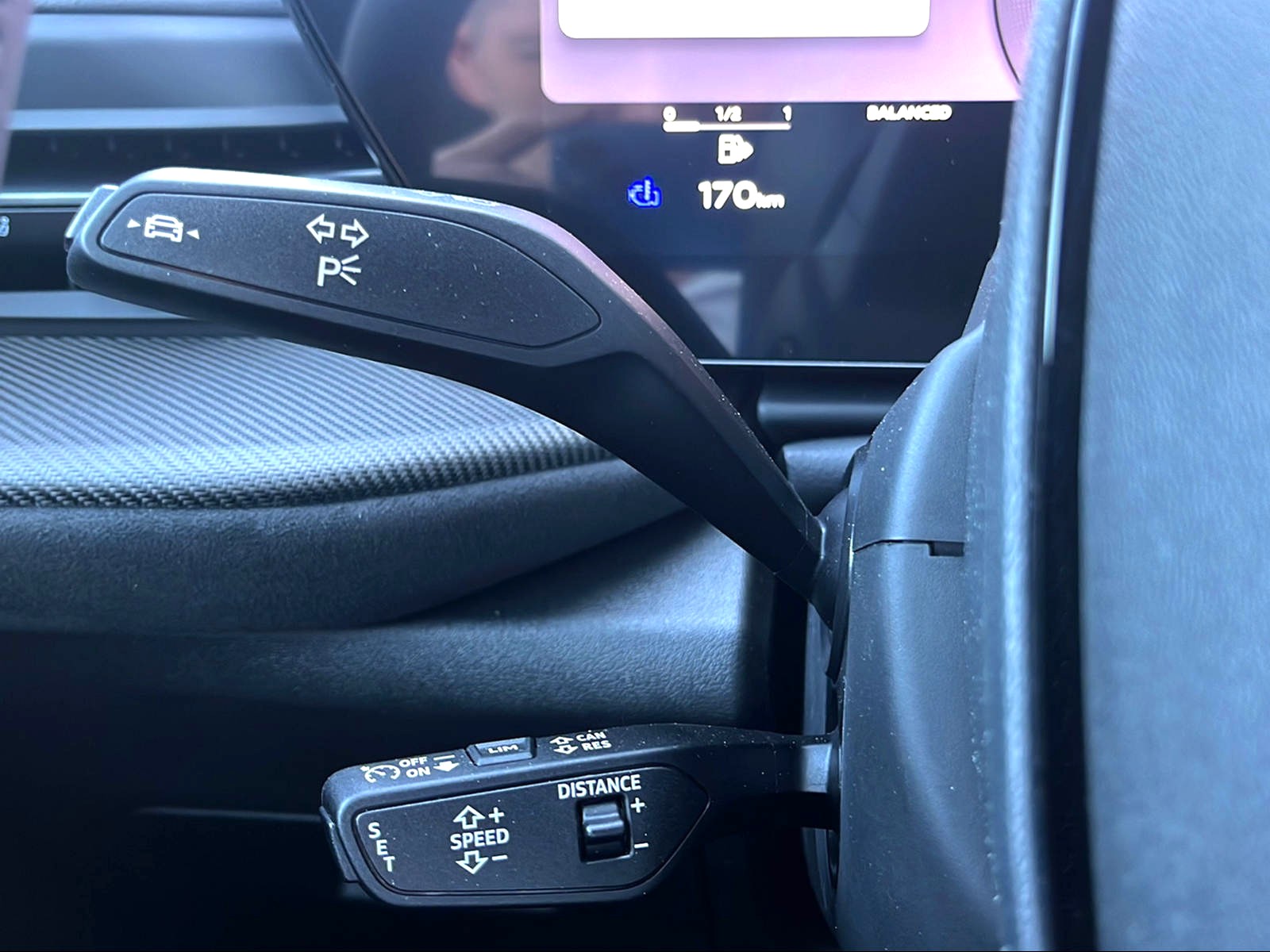AUDI SQ5 TFSI quattro S-tronic Mythosschwarz Metallic-image-15