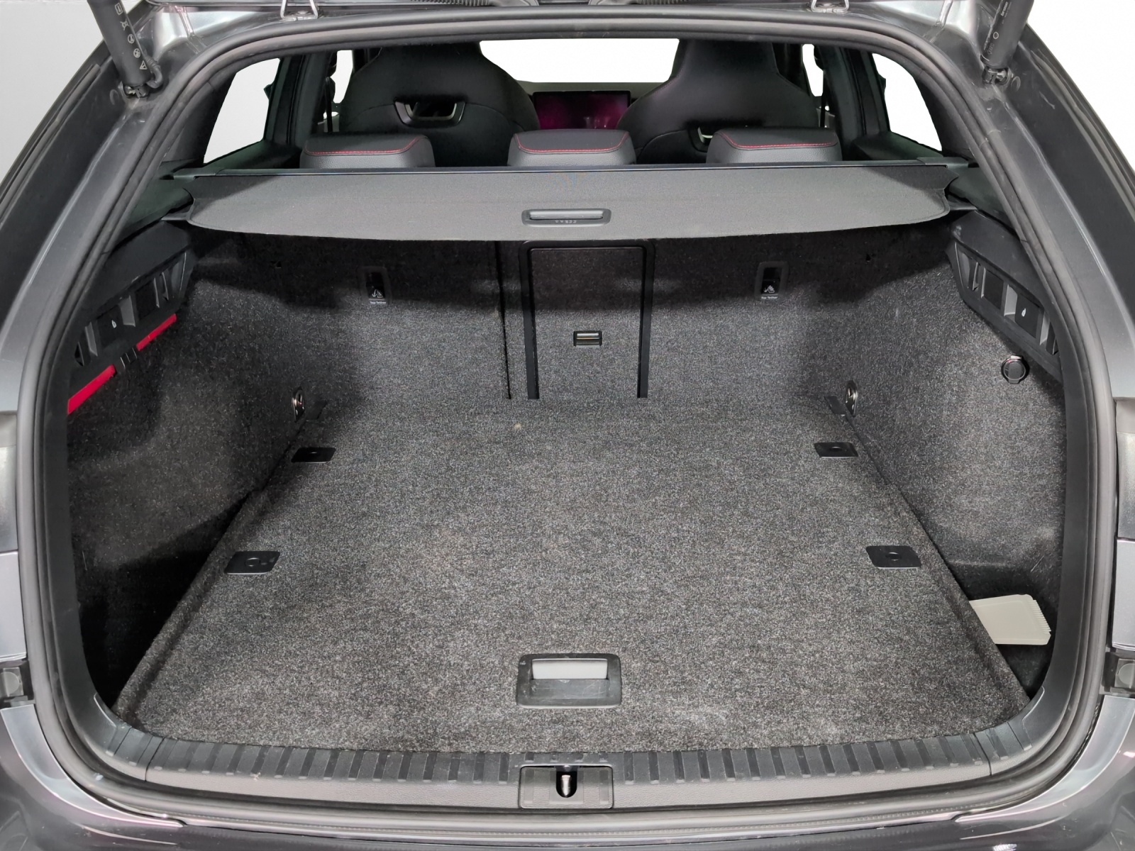 SKODA Octavia Combi 2.0 TSI DSG RS-image-14