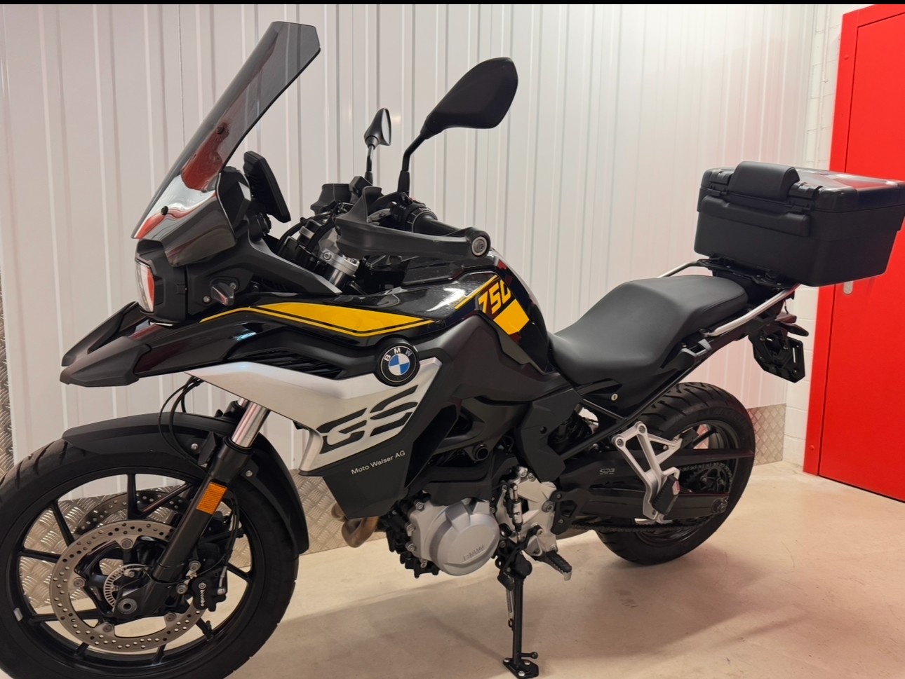 BMW F 750 GS (35kW)-image-1