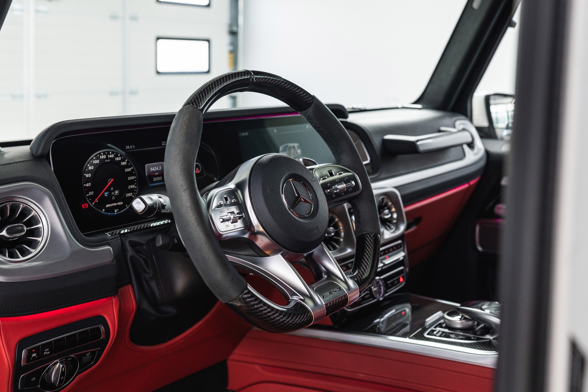 MERCEDES-BENZ G 63 AMG Speedshift Plus G-Tronic Manufaktur-image-9