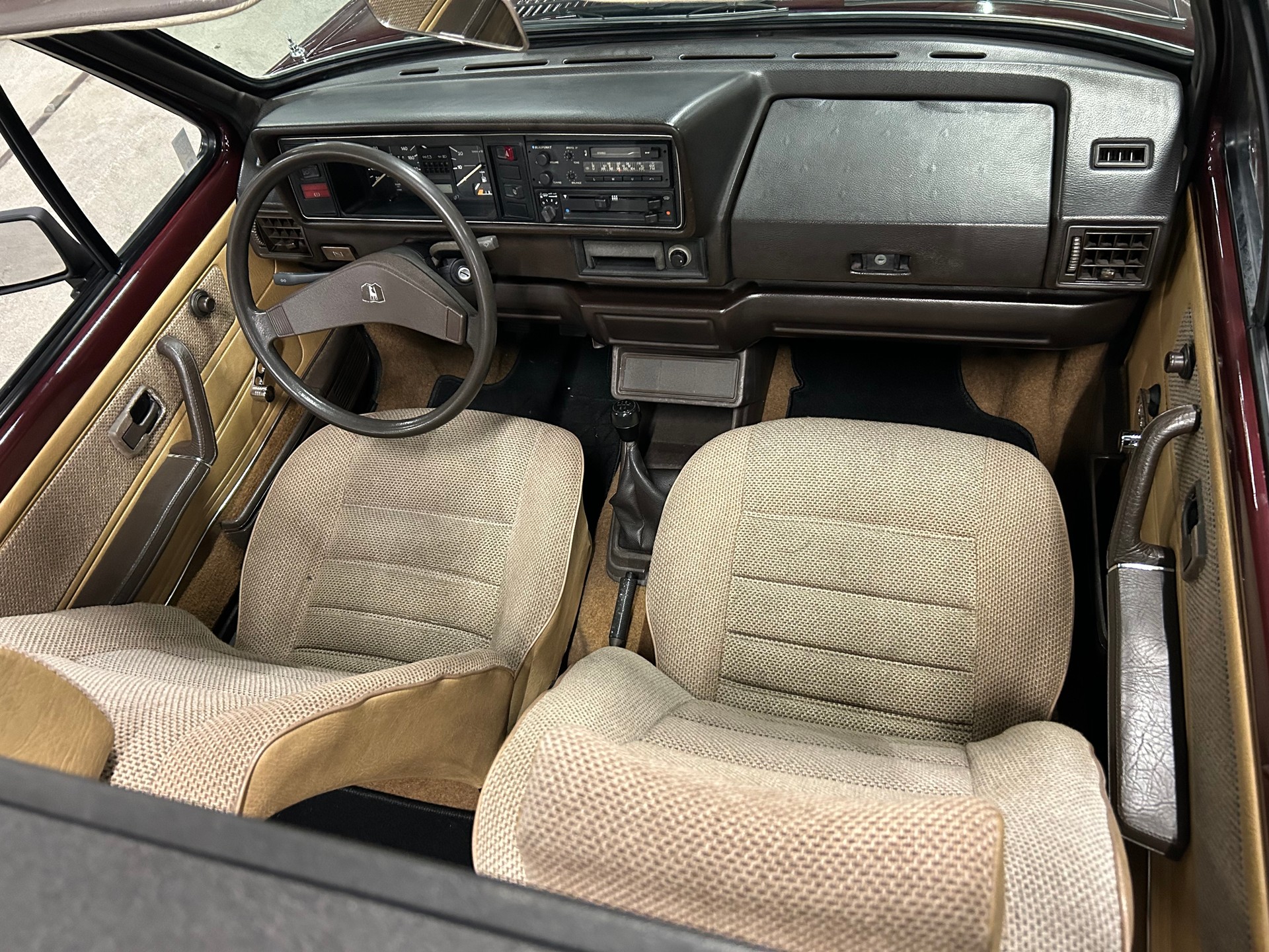VW Golf Cabriolet 1600 GL-image-20