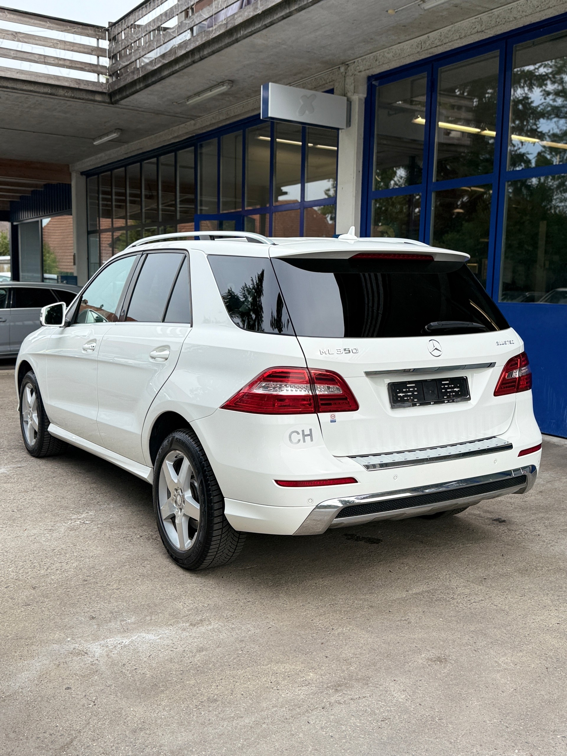 MERCEDES-BENZ ML 350 BlueTEC Executive 4Matic 7G-Tronic-image-2