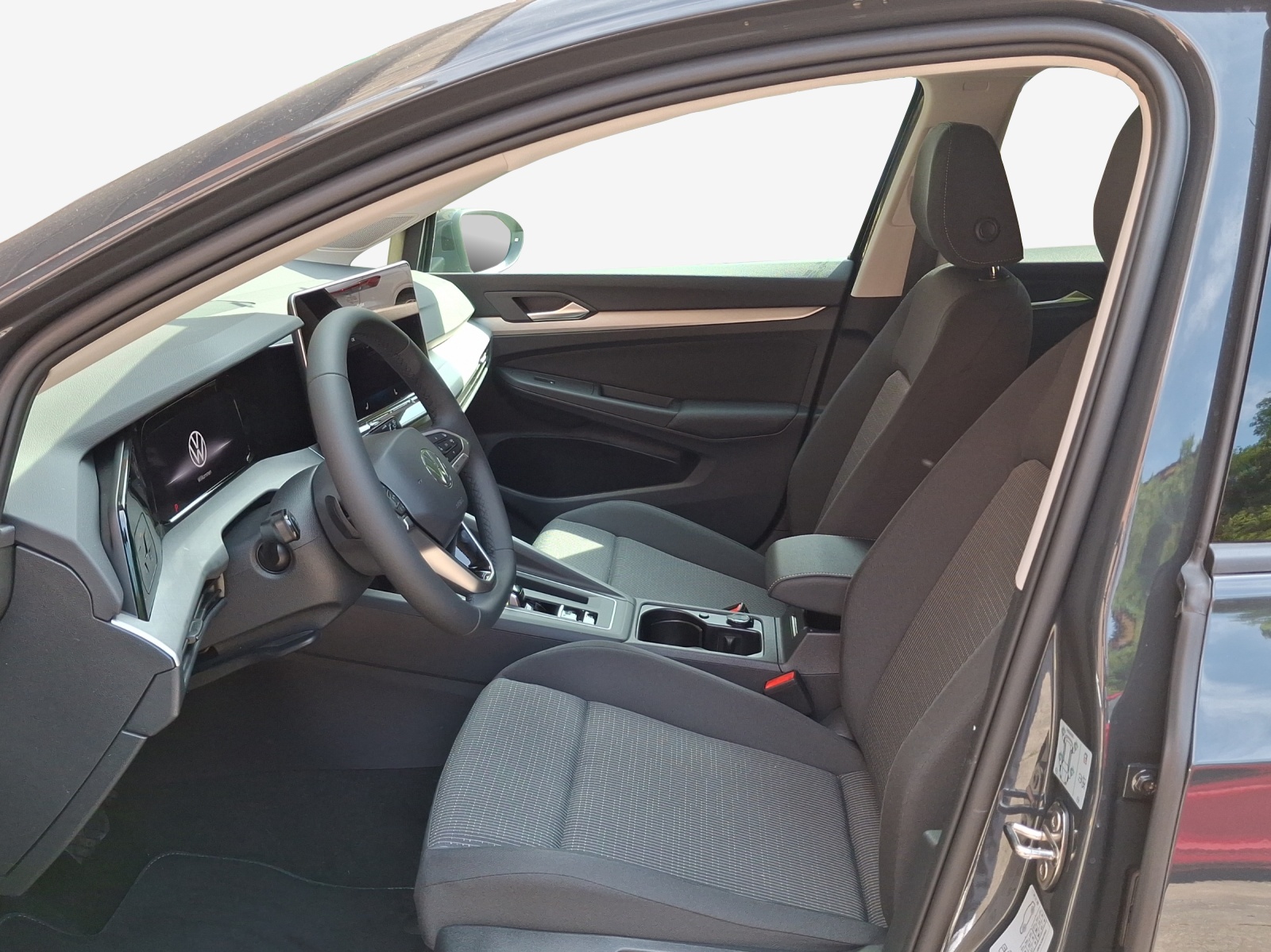 VW Golf 1.5 e TSI mHEV Value DSG-image-7