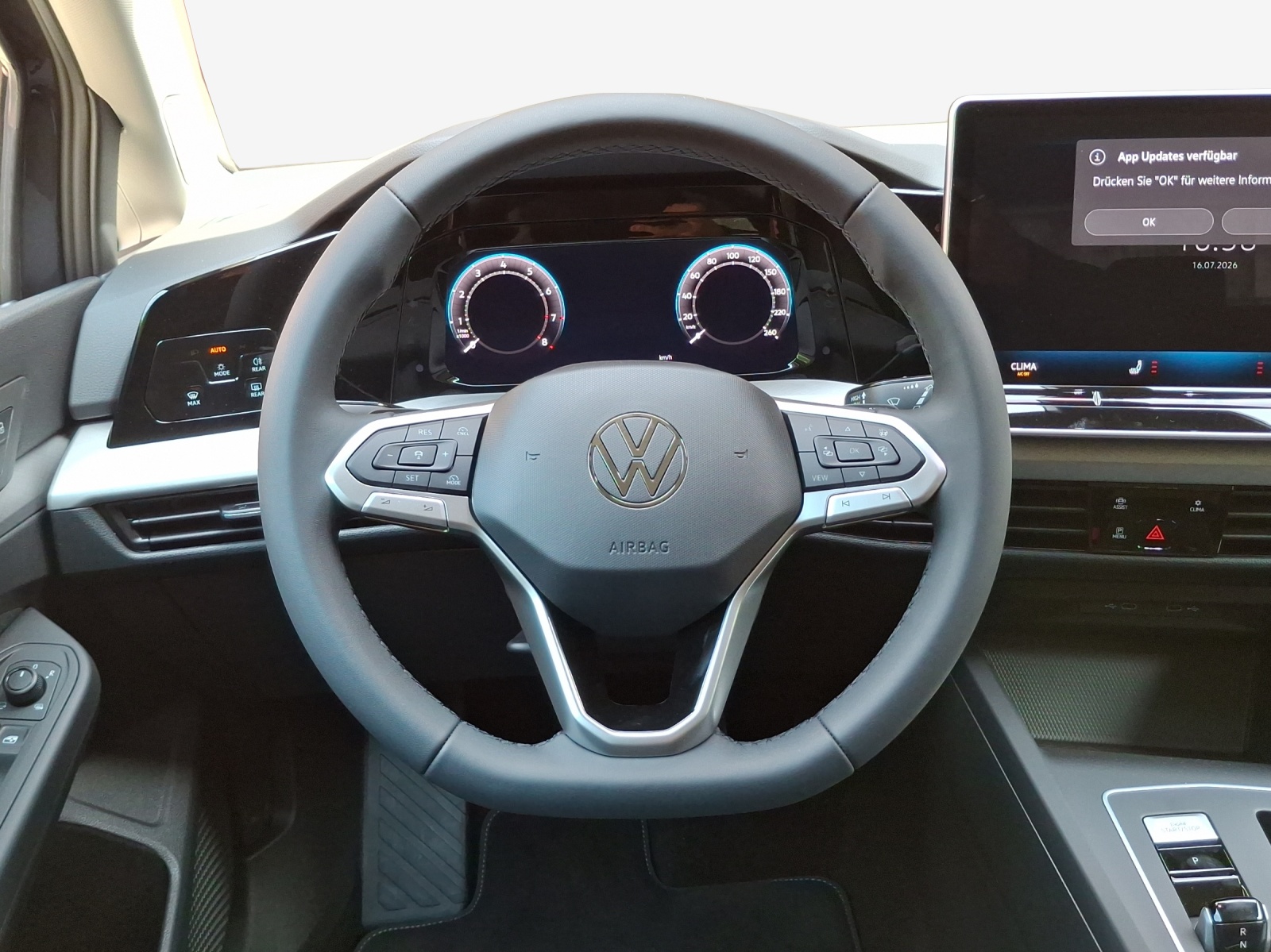 VW Golf 1.5 e TSI mHEV Value DSG-image-9