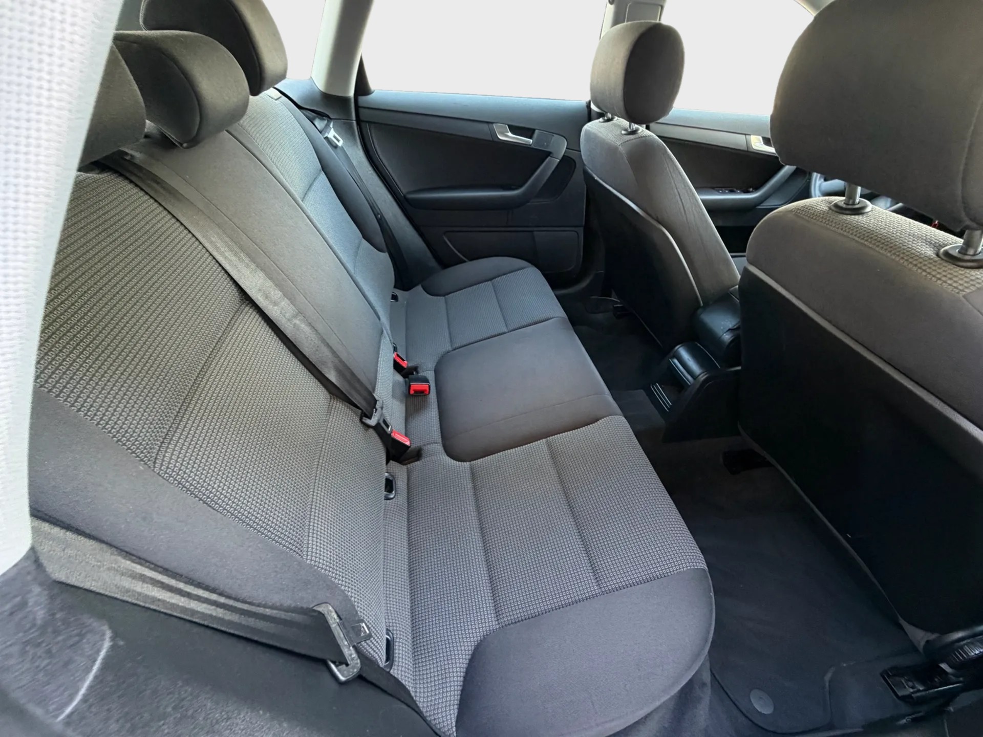 AUDI A3 Sportback 2.0 TDI Attraction-image-21