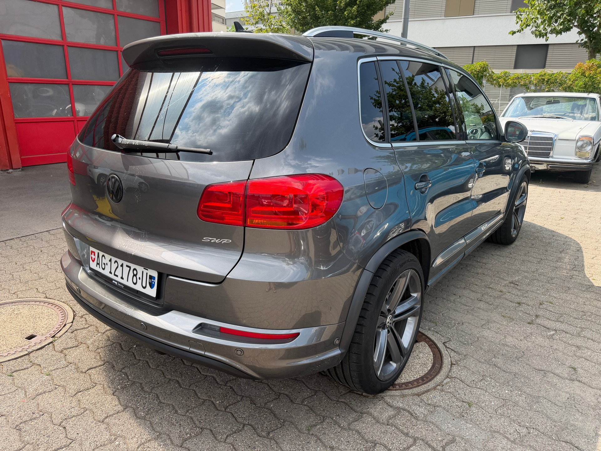VW Tiguan 2.0 TSI Sport&Style 4Motion-image-4