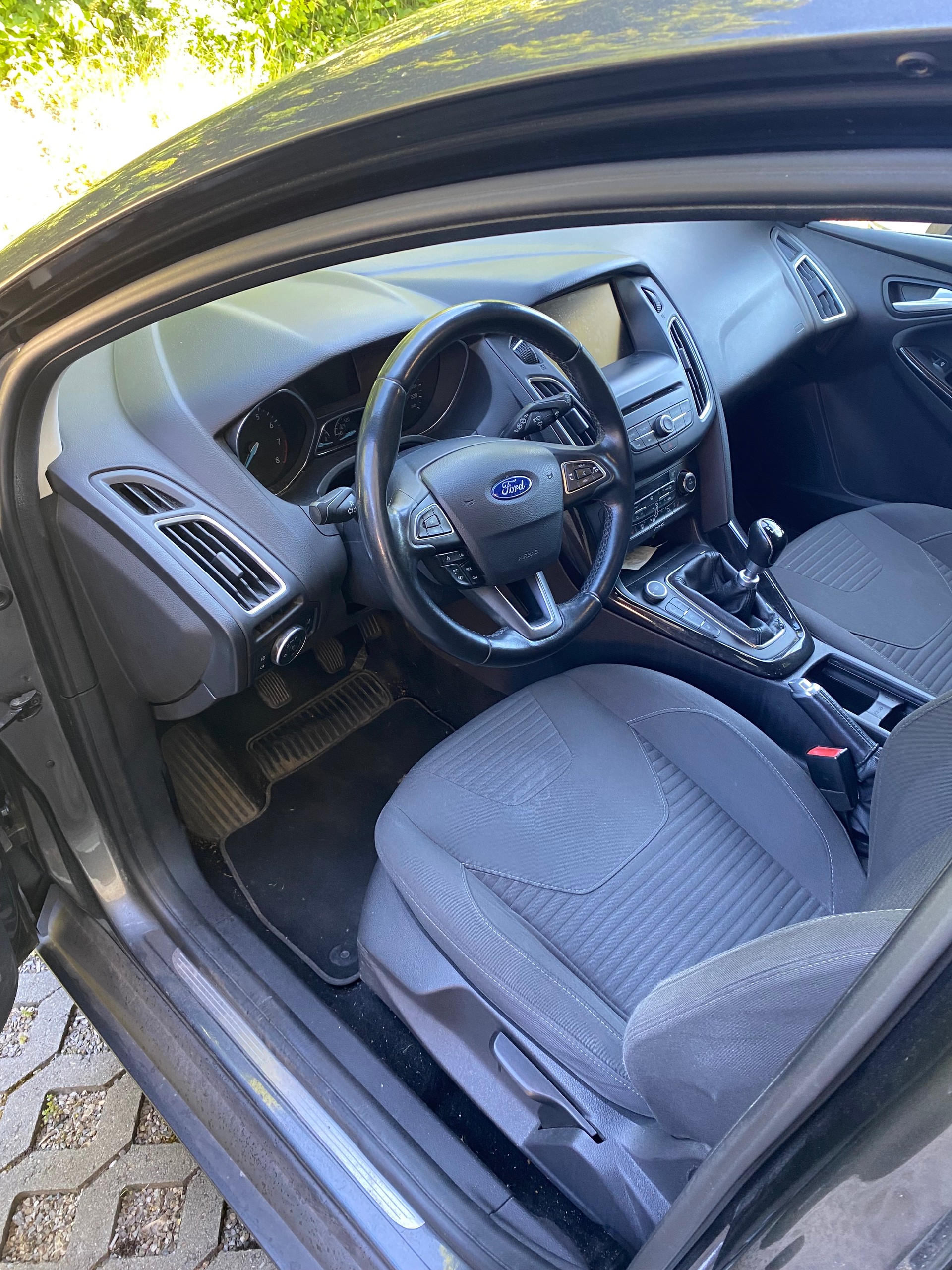 FORD 1.0i EcoB 125 Titanium-image-2