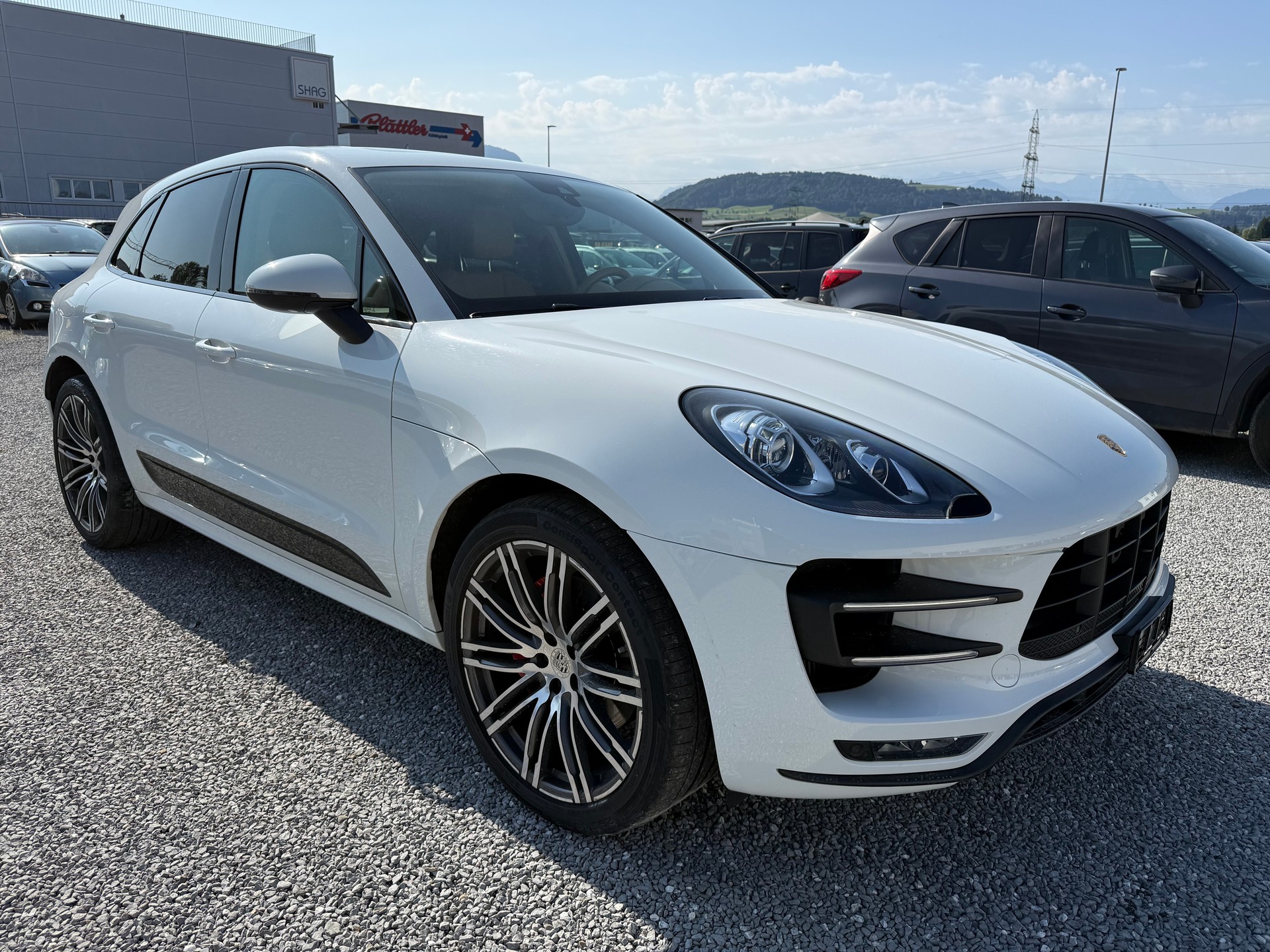 PORSCHE Macan Turbo PDK-image-5