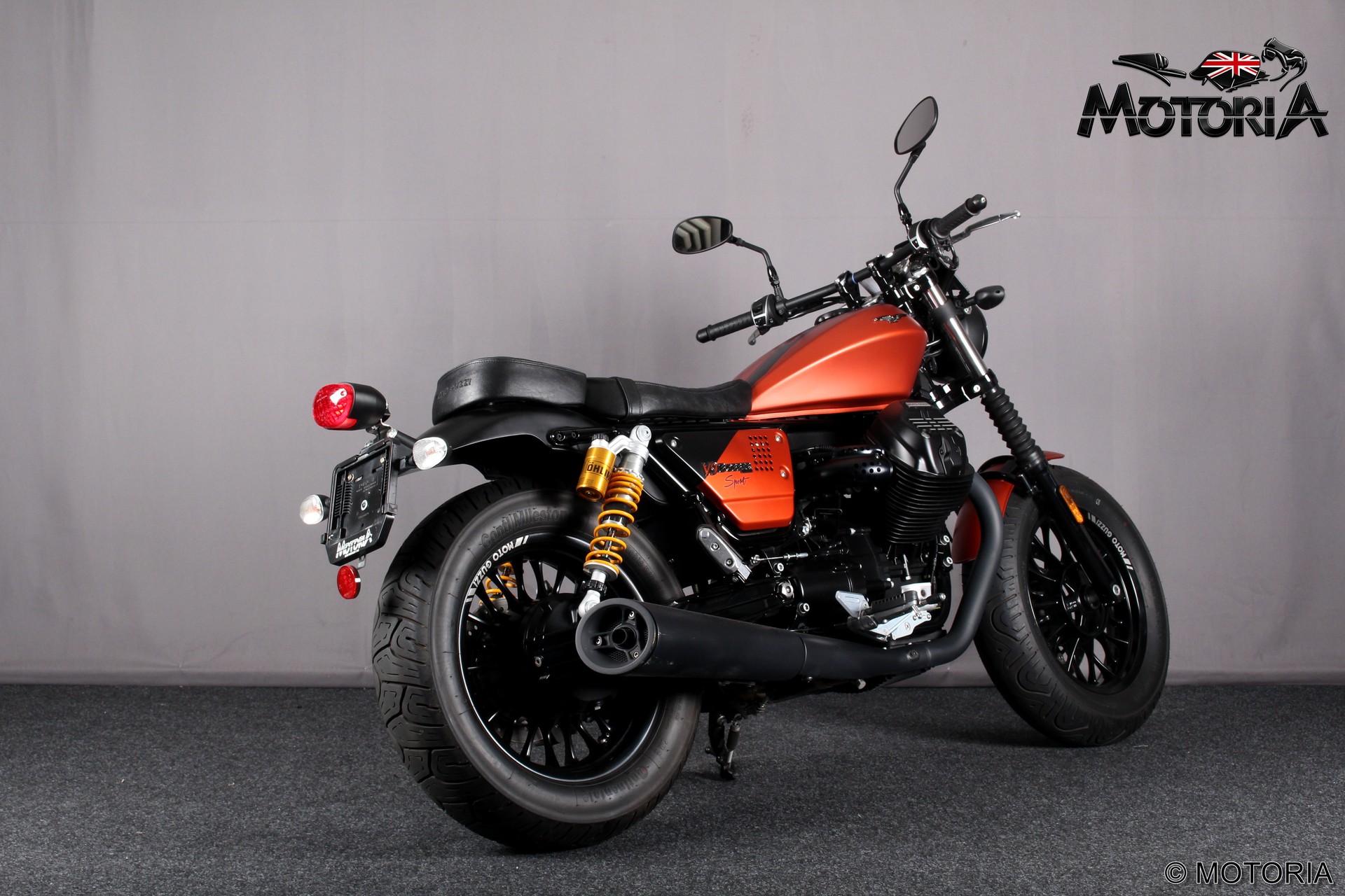 MOTO GUZZI V9 Bobber Sport-image-5