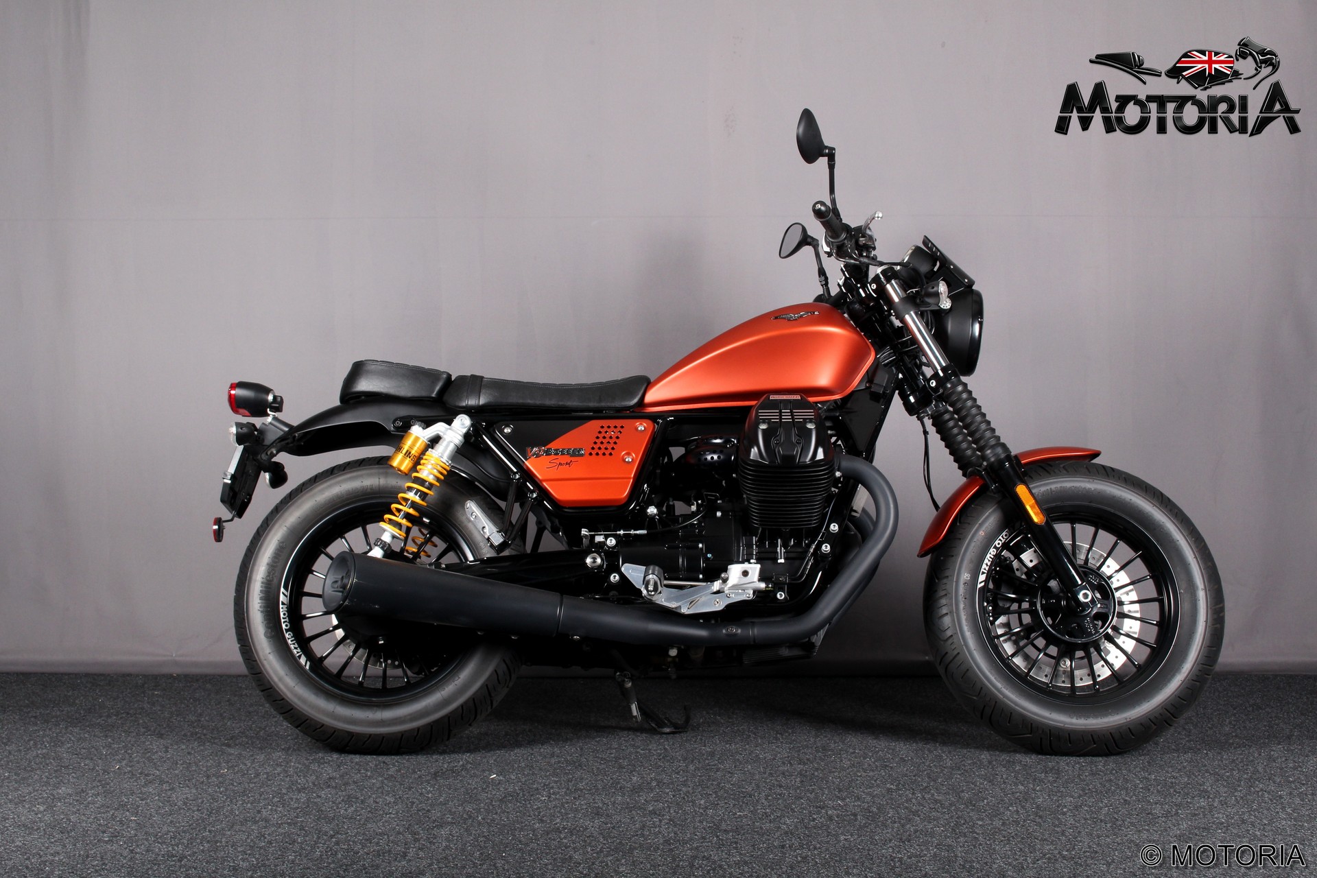 MOTO GUZZI V9 Bobber Sport-image-6