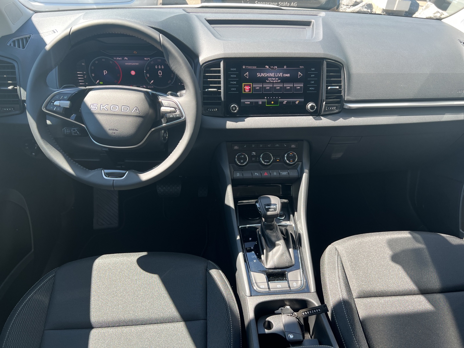SKODA Karoq 2.0 TDI CR Selection 4x4 DSG-image-8