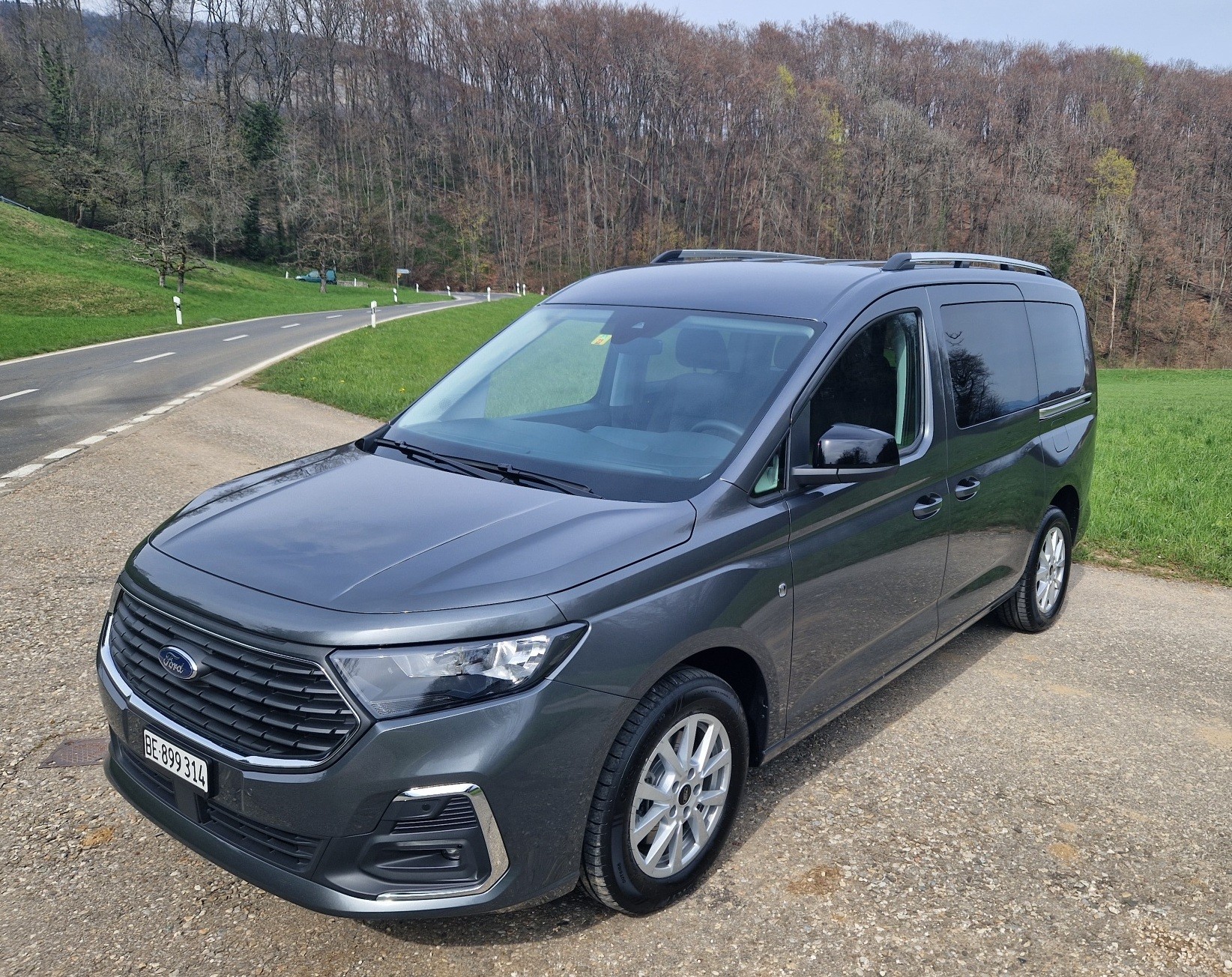 FORD Grand Tourneo Connect 2.0 EcoBlue 122 Titanium-image-0