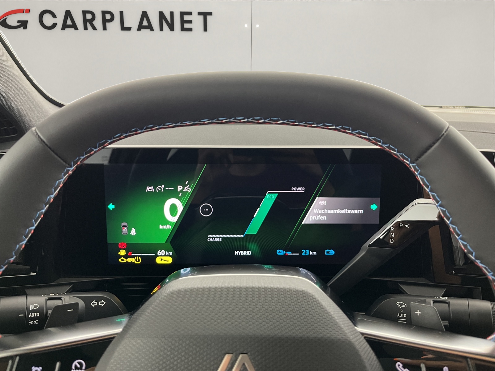 RENAULT Rafale 1.2 E-Tech Plug-in Atelier Alpine-image-10