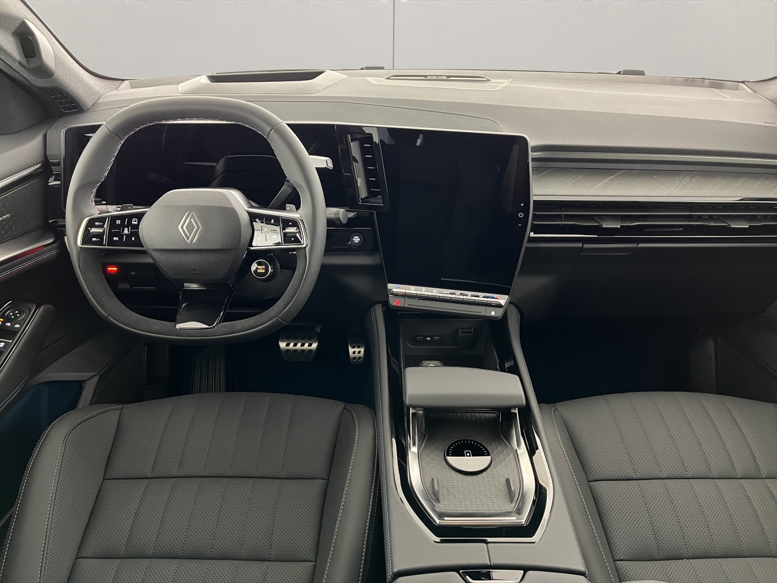 RENAULT Rafale 1.2 E-Tech Plug-in Atelier Alpine-image-8