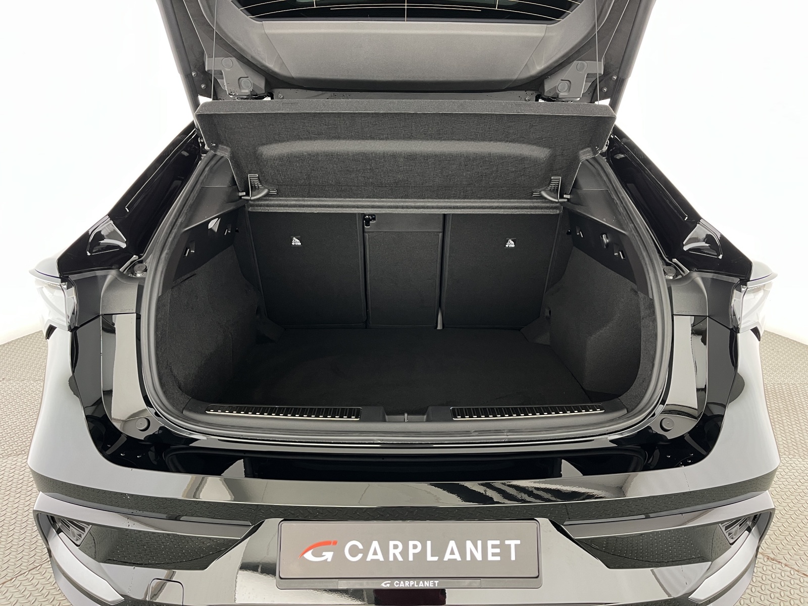 RENAULT Rafale 1.2 E-Tech Plug-in Atelier Alpine-image-17