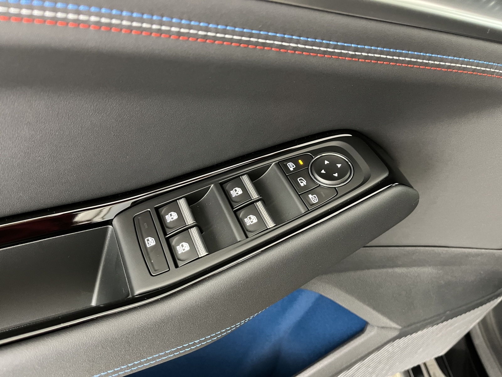 RENAULT Rafale 1.2 E-Tech Plug-in Atelier Alpine-image-12